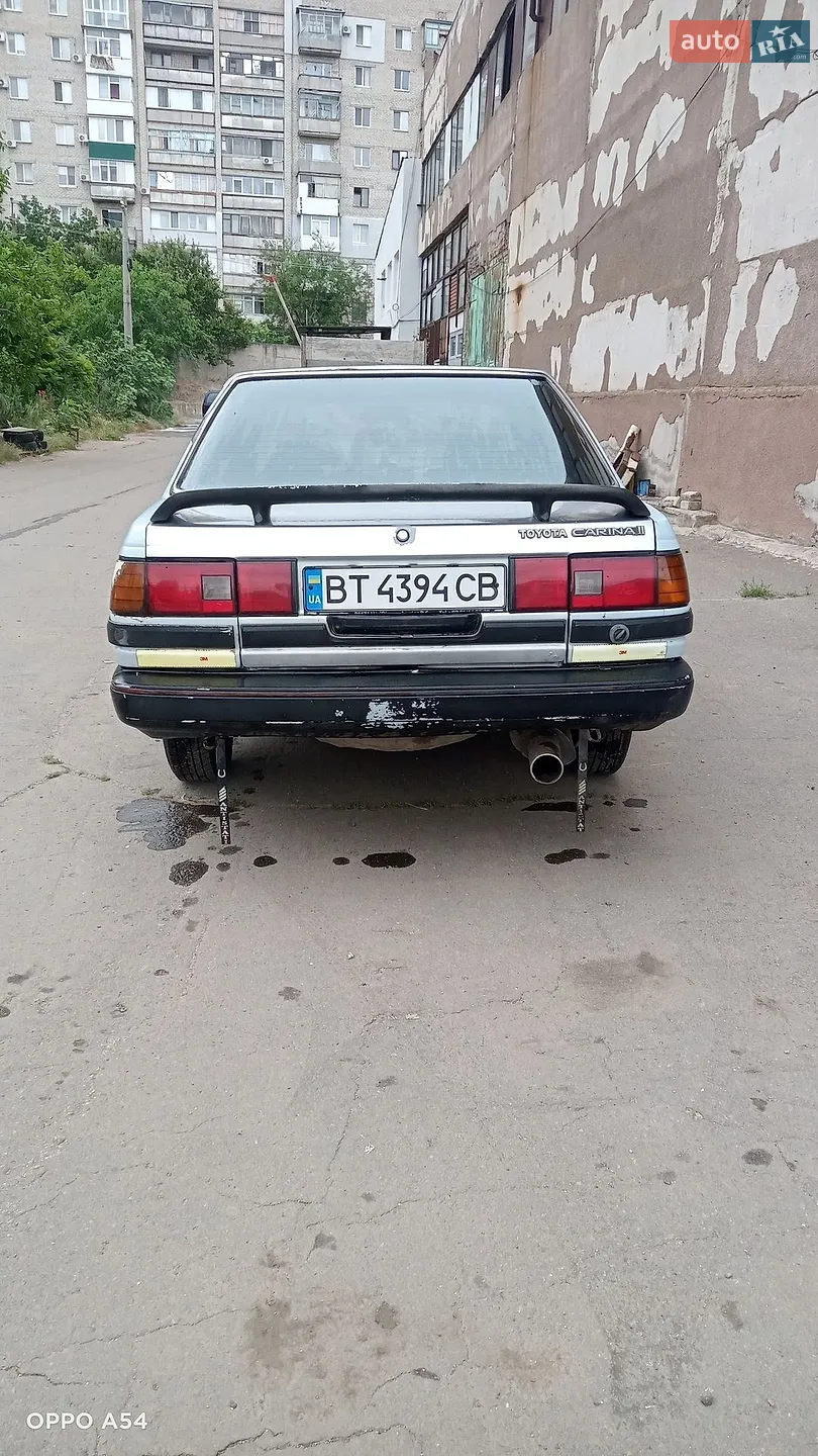 Toyota Carina, 1987