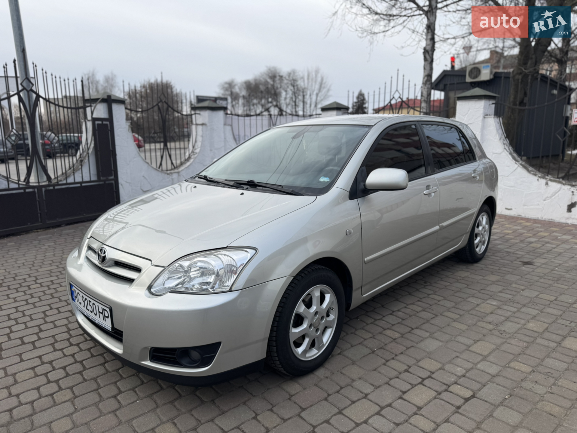 Toyota Corolla, 2005