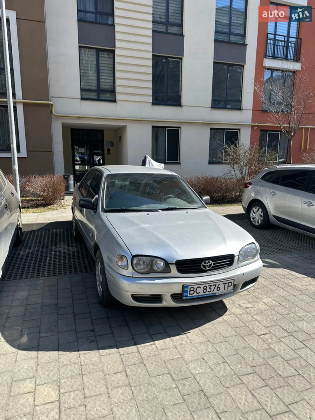 Toyota Corolla, 2001