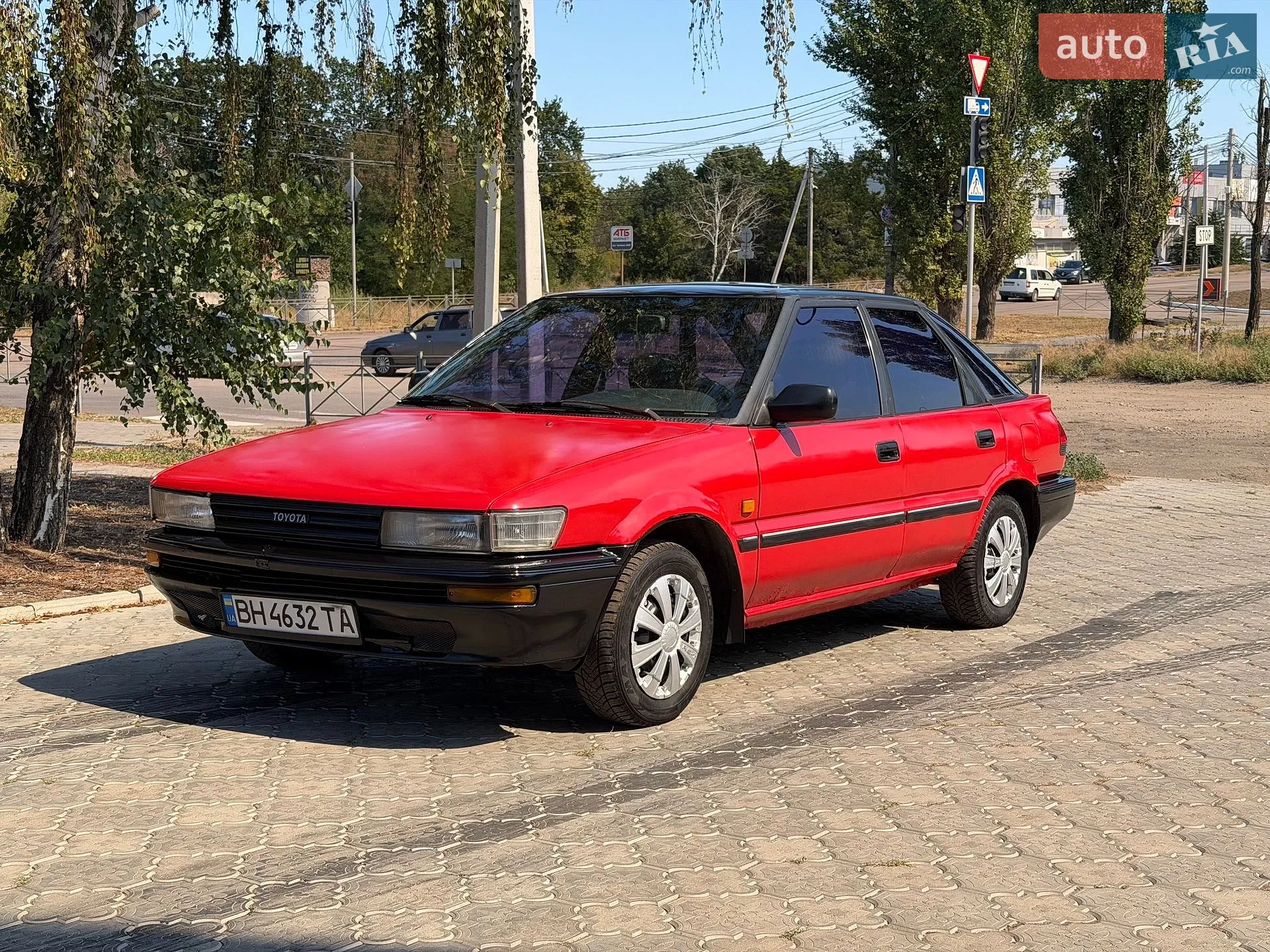 Toyota Corolla, 1989