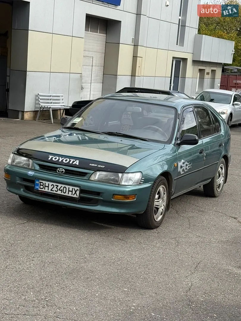 Toyota Corolla, 1995