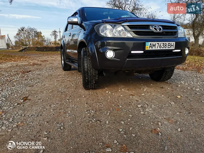 Toyota Fortuner, 2007