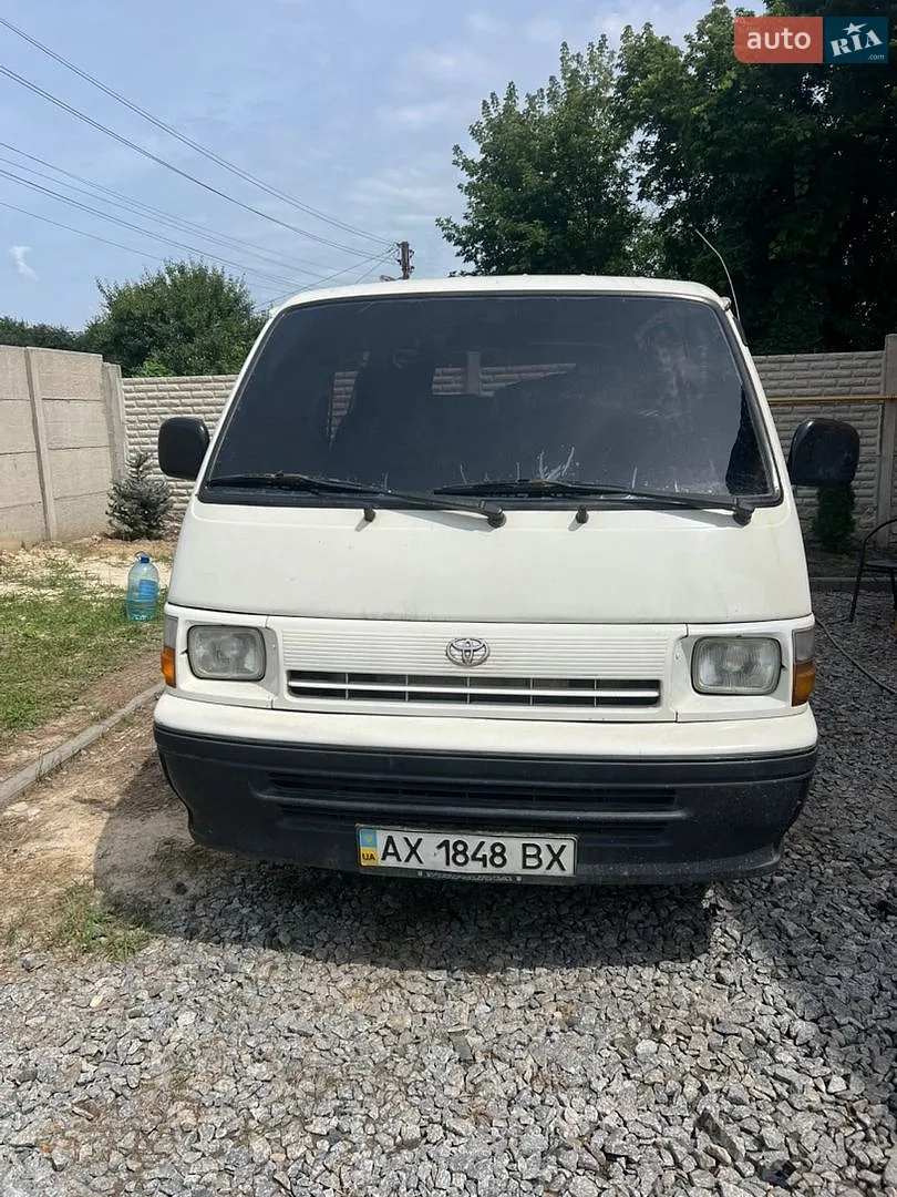 Toyota Hiace, 1997