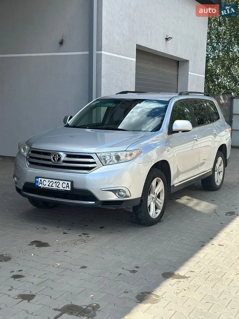 Toyota Highlander, 2011
