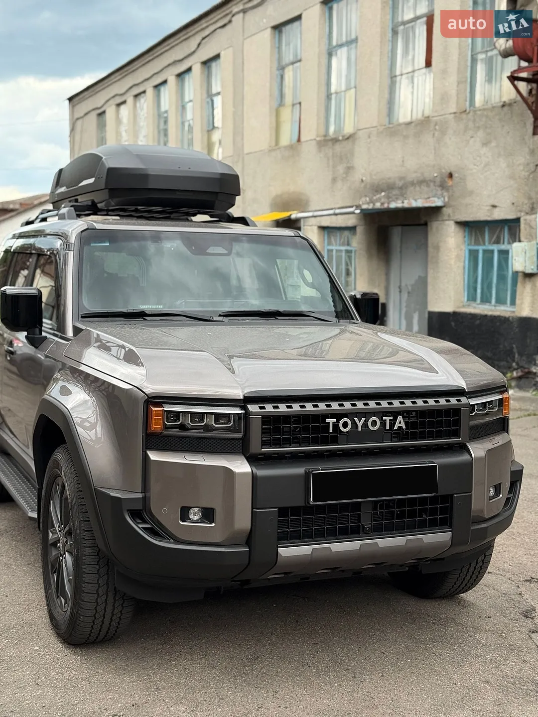 Toyota Land Cruiser Prado, 2024