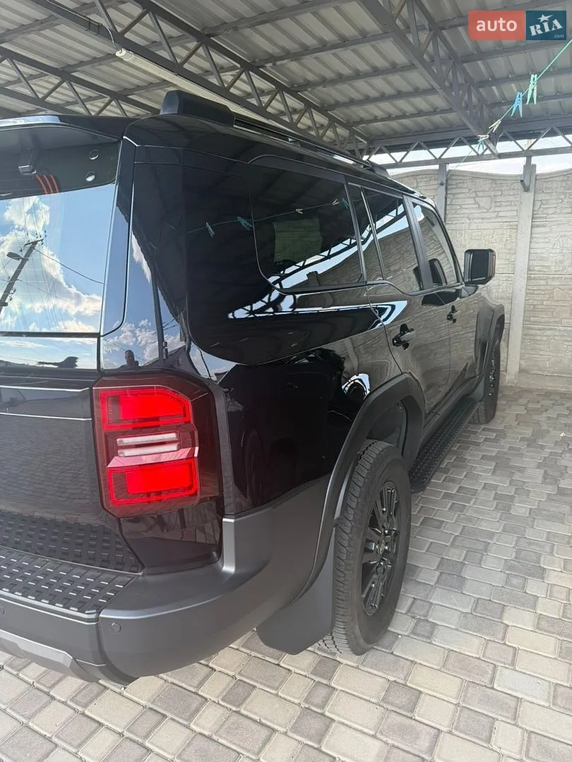 Toyota Land Cruiser Prado, 2025