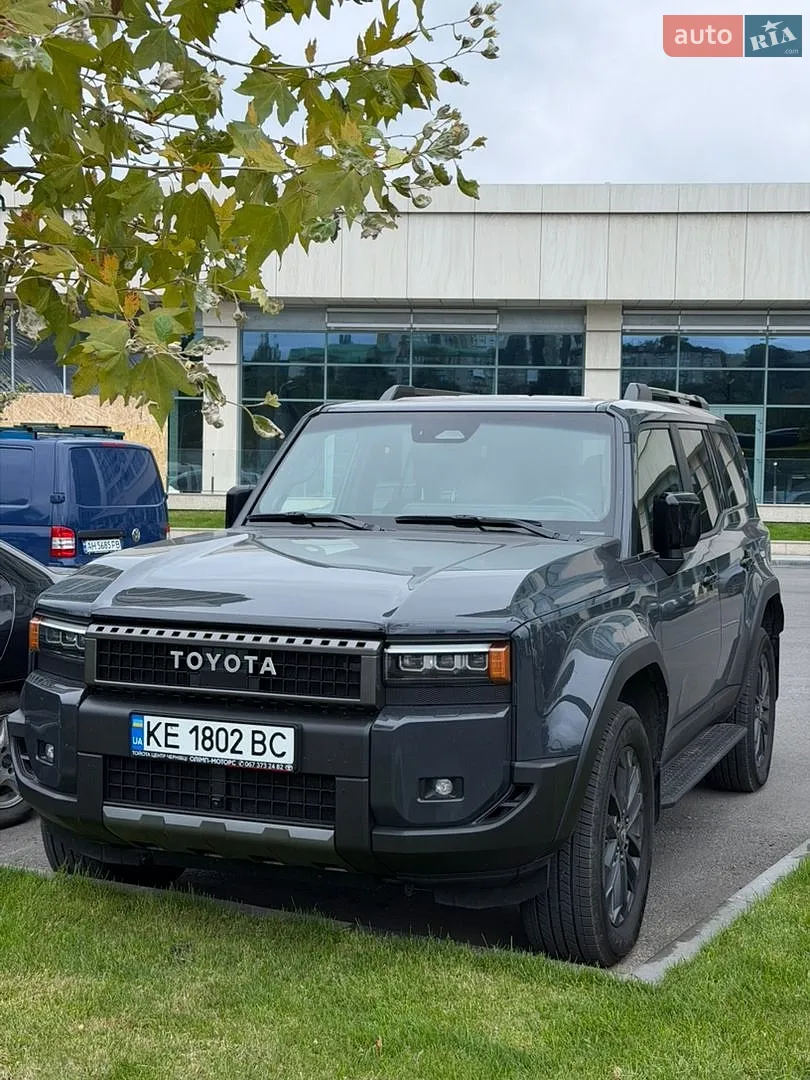 Toyota Land Cruiser Prado, 2025