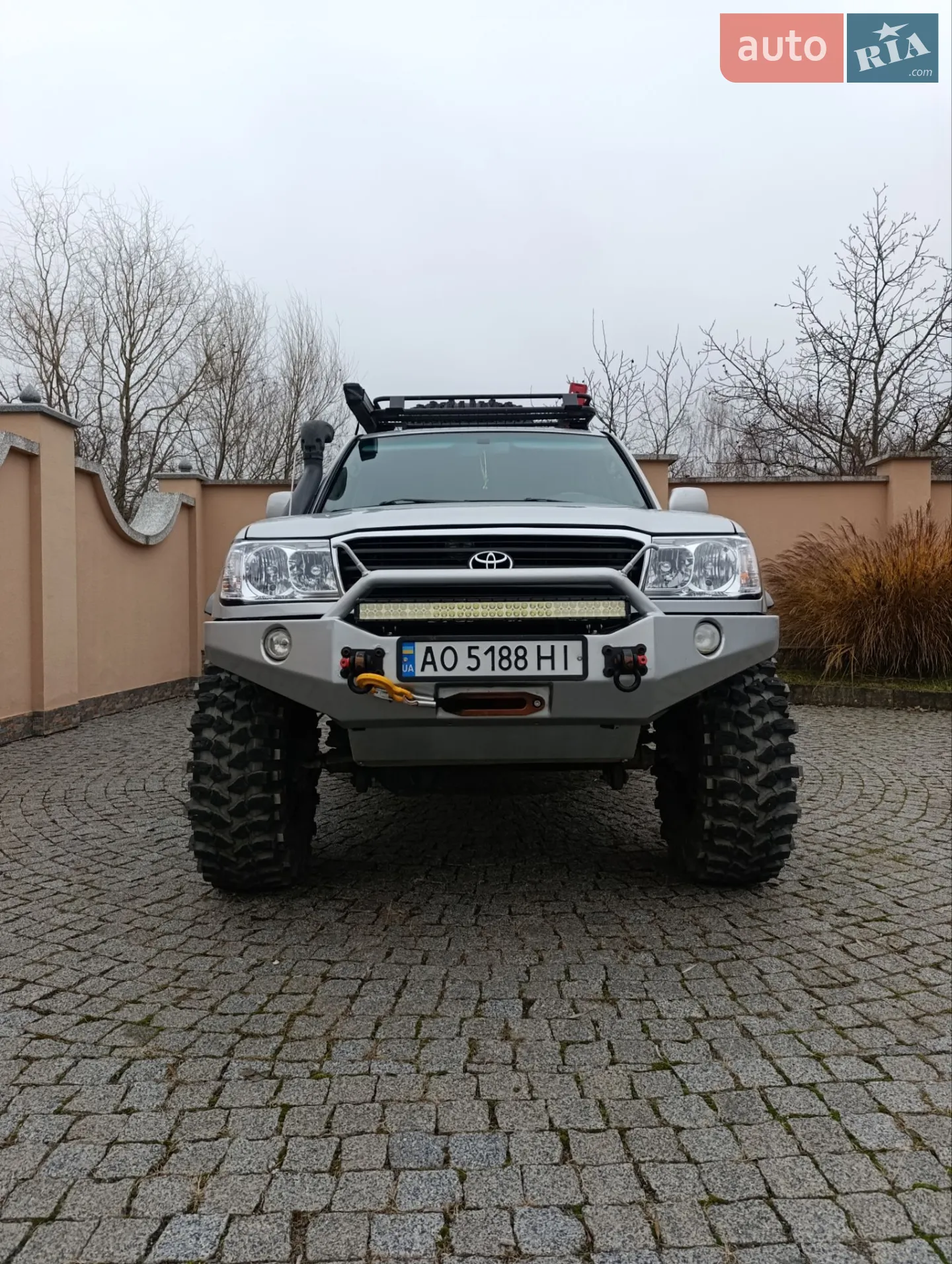 Toyota Land Cruiser, 2001