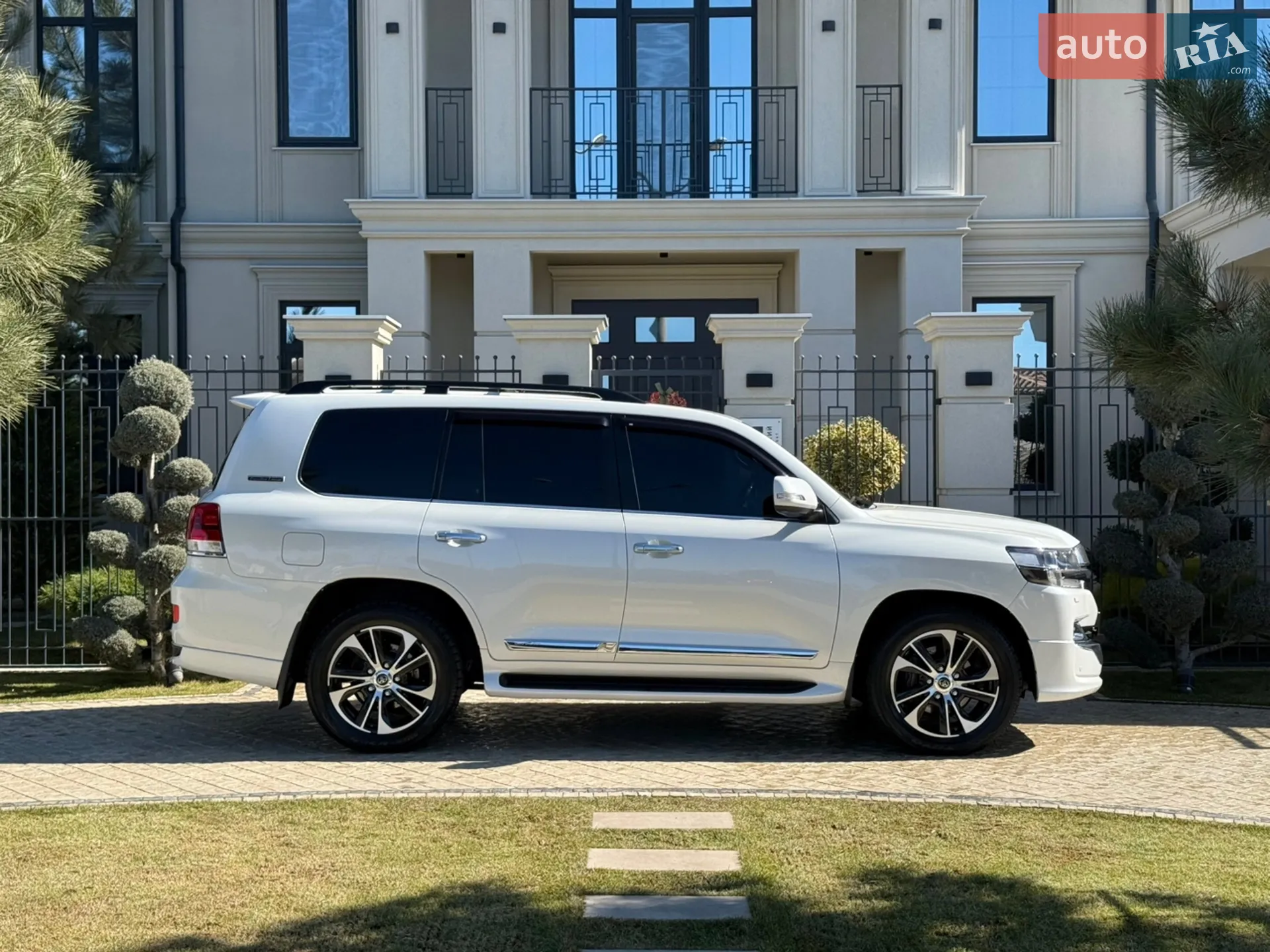 Toyota Land Cruiser, 2019