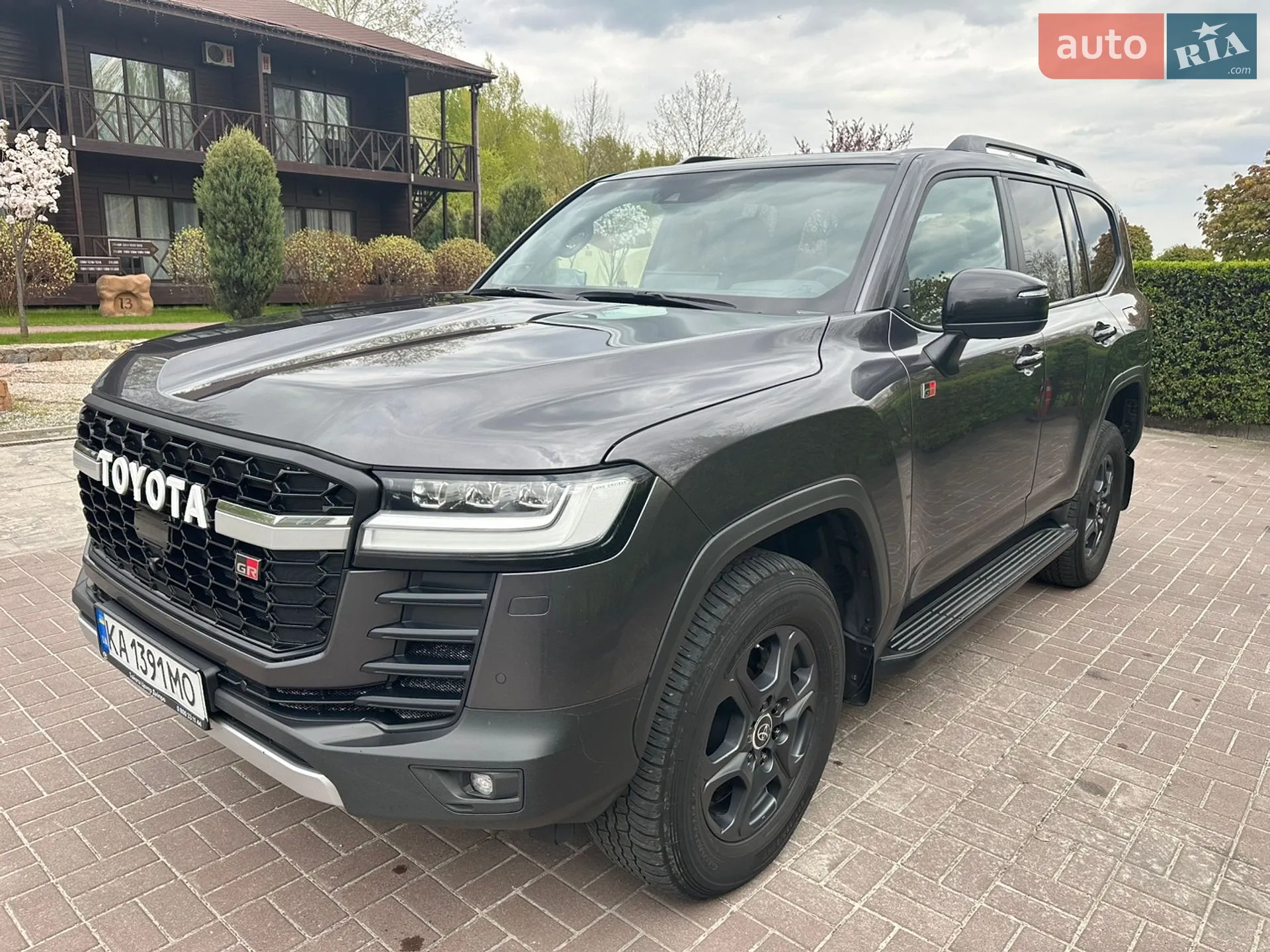 Toyota Land Cruiser, 2023