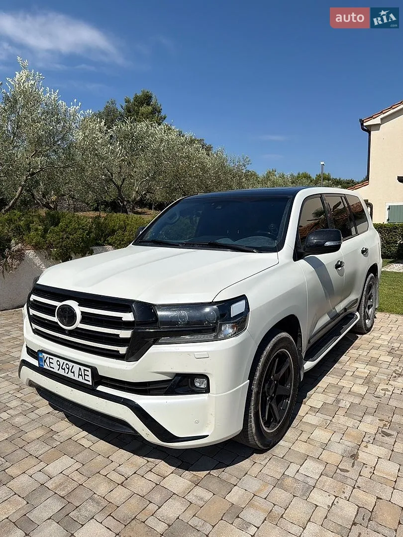 Toyota Land Cruiser, 2016