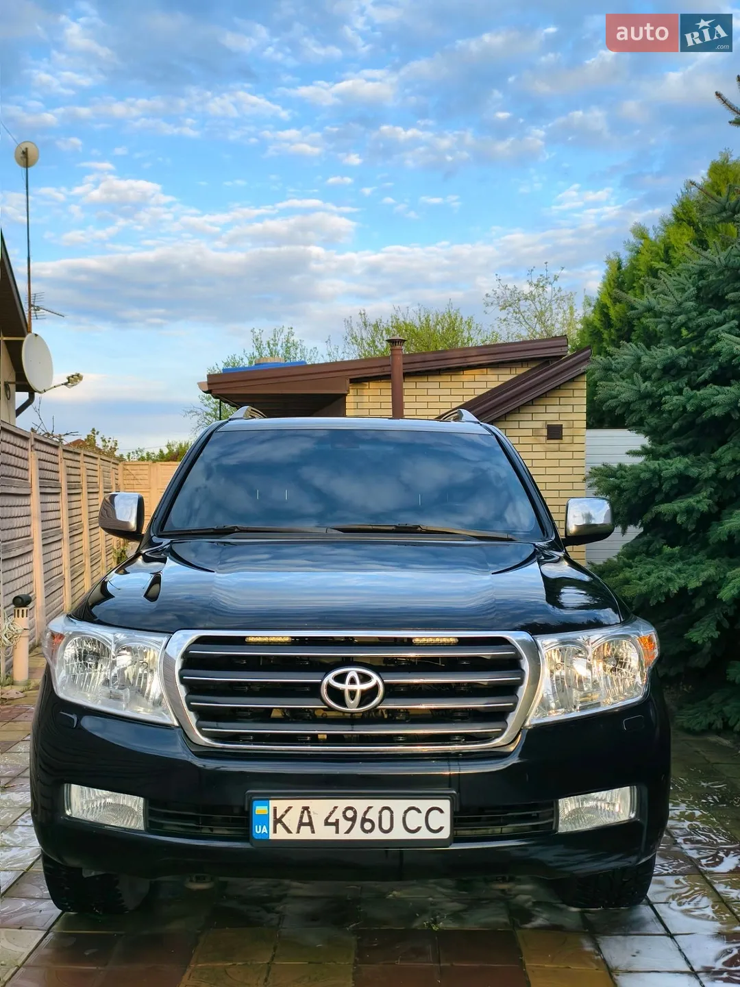 Toyota Land Cruiser, 2011
