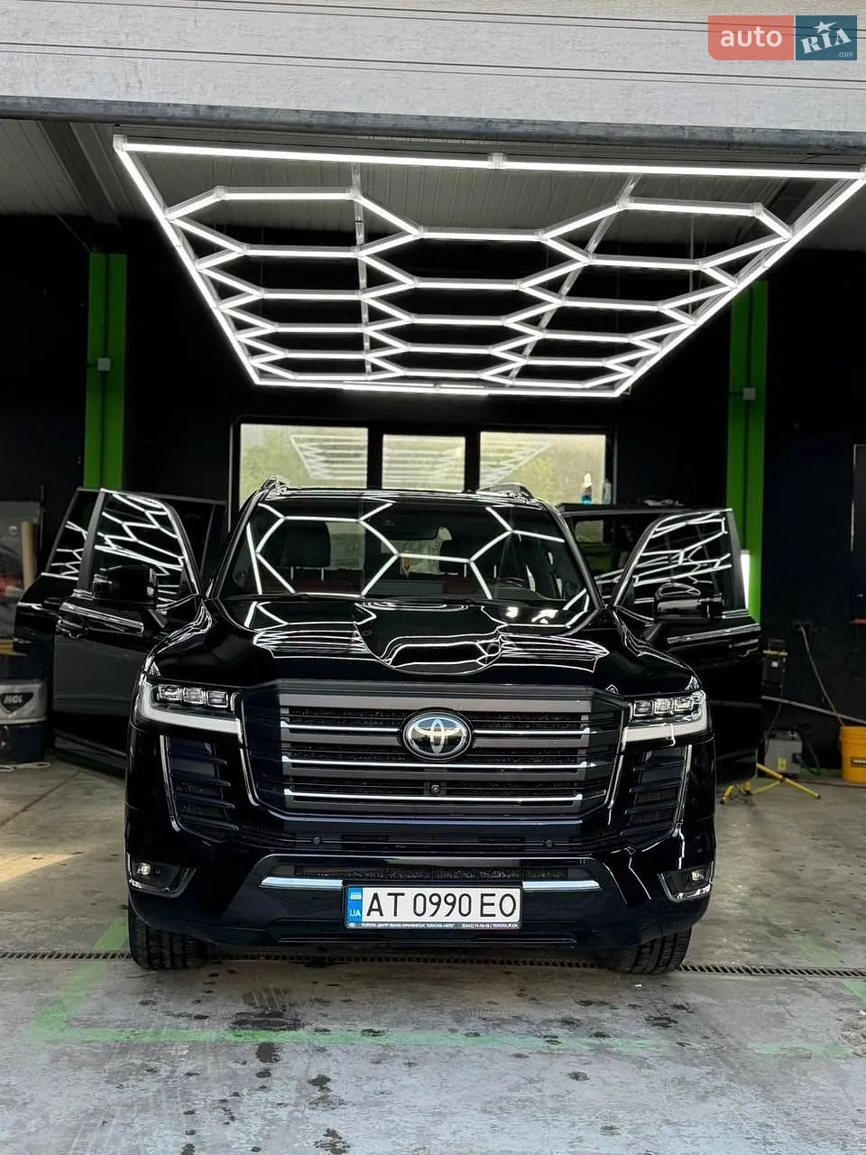 Toyota Land Cruiser, 2023