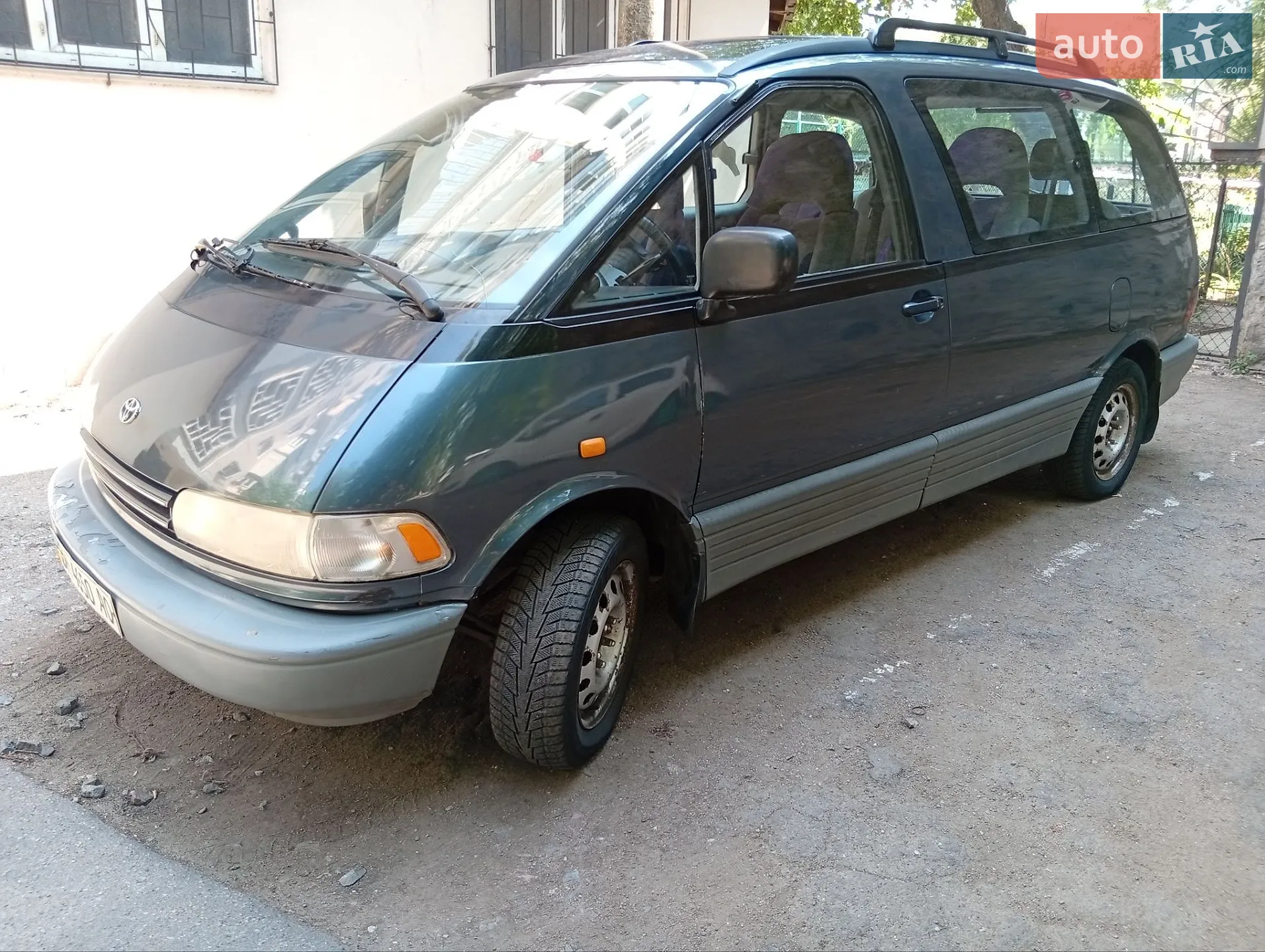 Toyota Previa, 1992