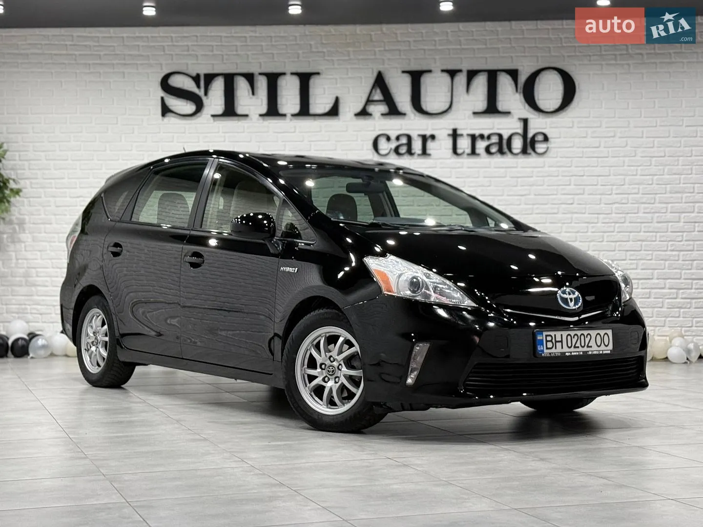 Toyota Prius v, 2013