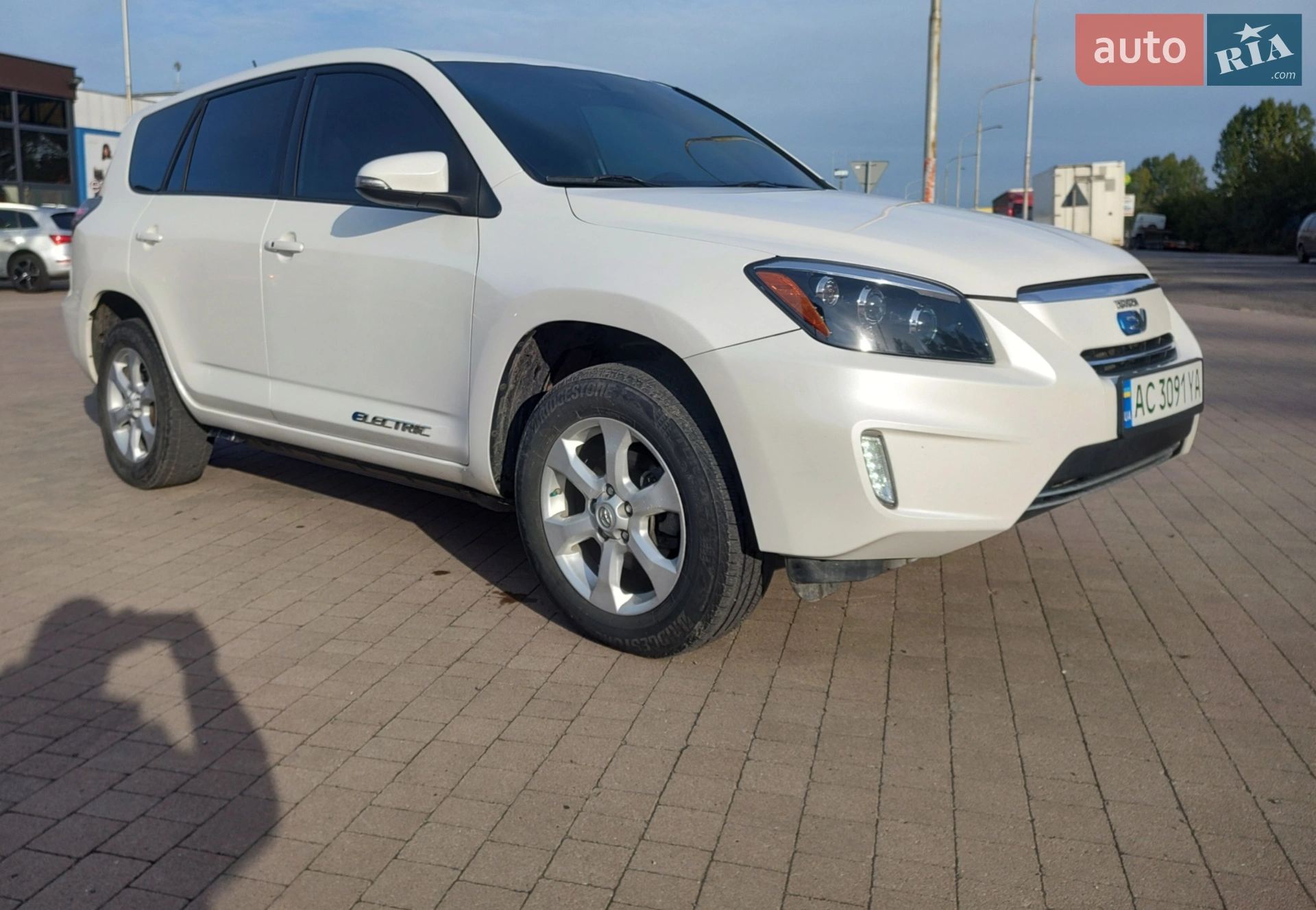 Toyota RAV4 EV, 2012