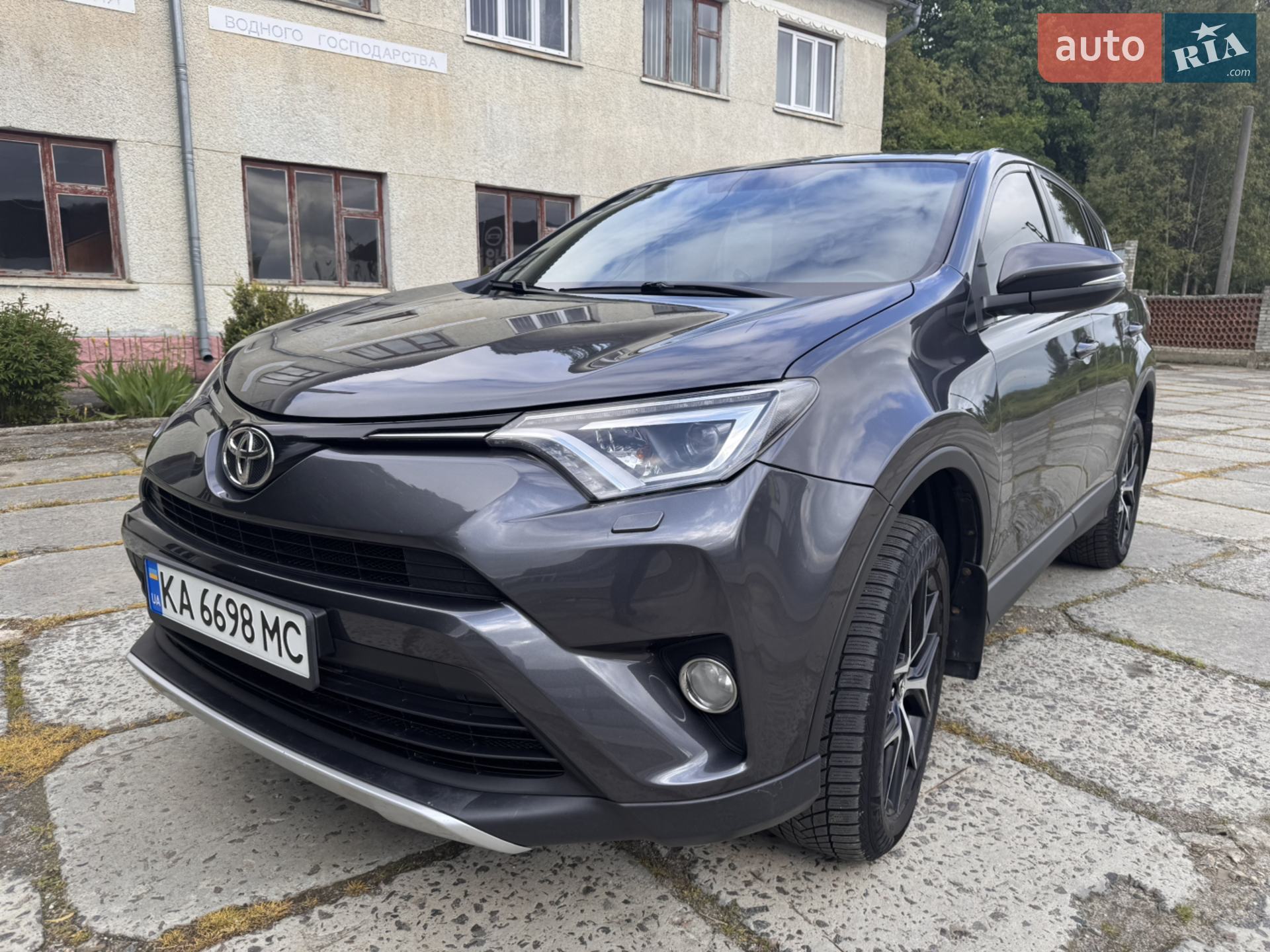Toyota RAV4, 2016