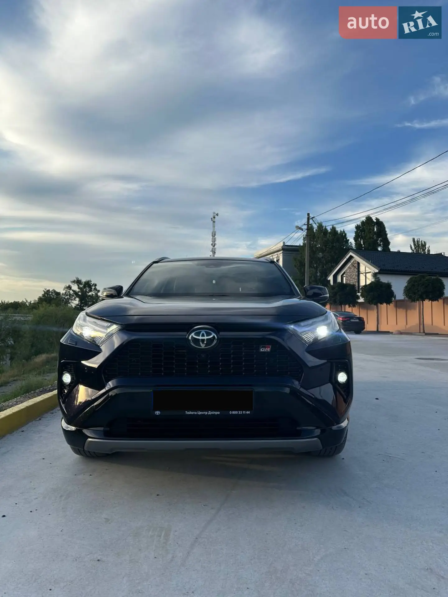 Toyota RAV4, 2023