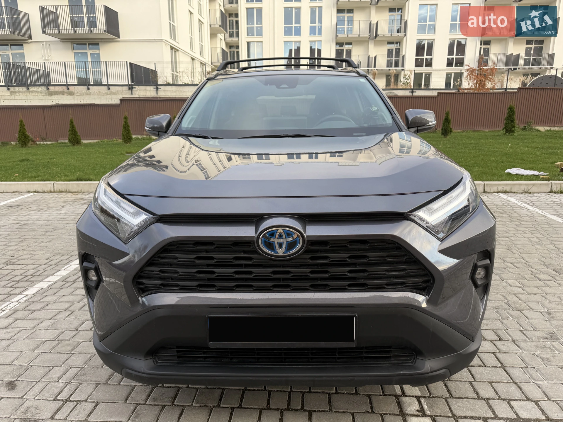 Toyota RAV4, 2023