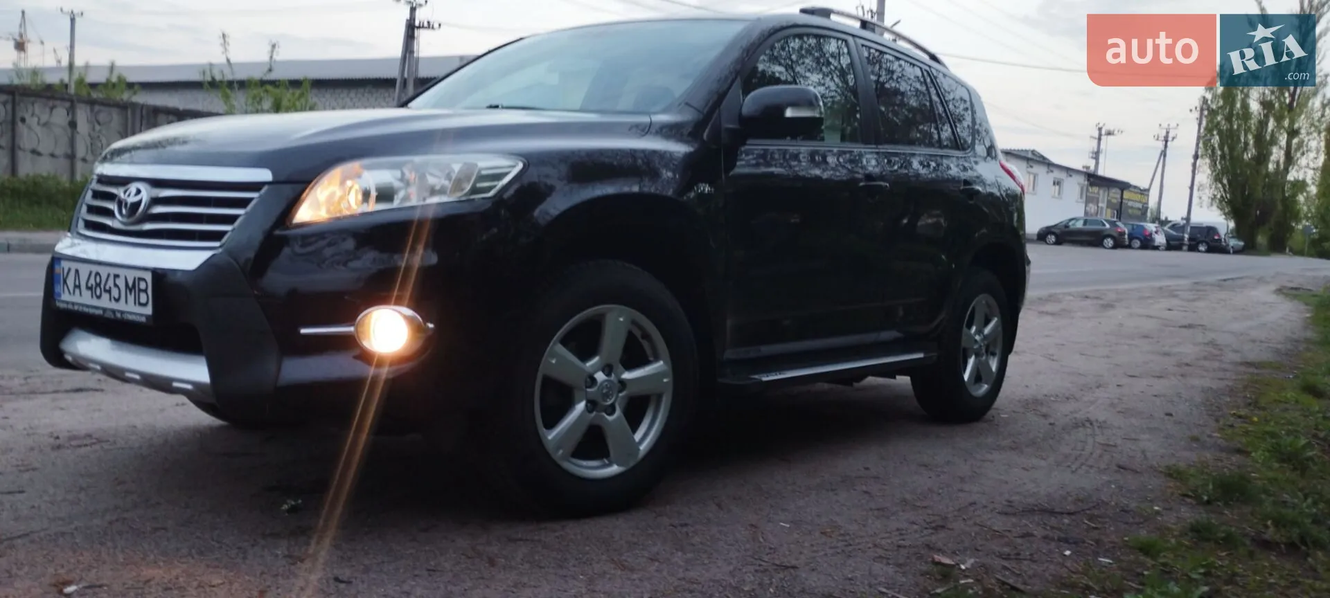 Toyota RAV4, 2011