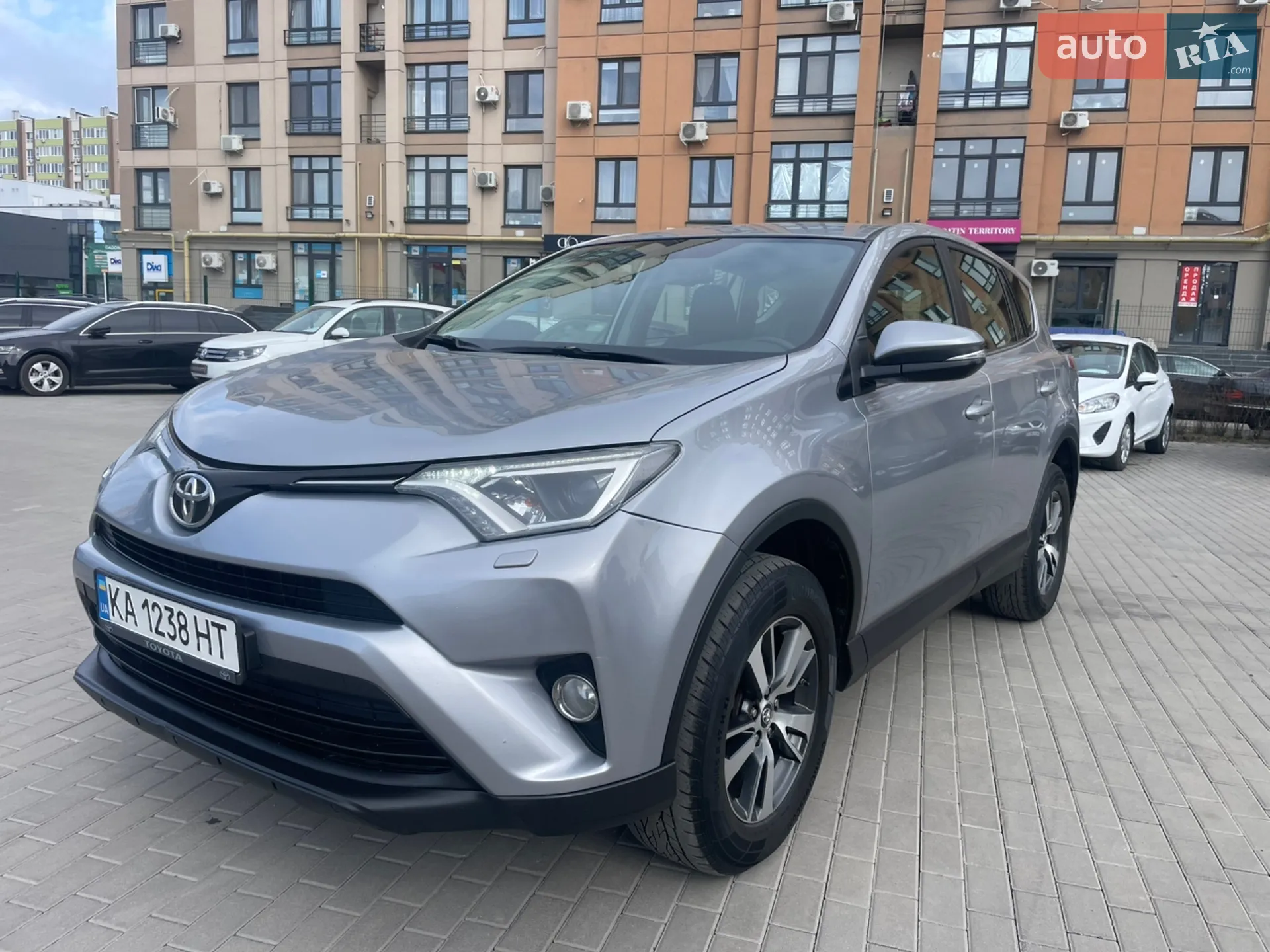 Toyota RAV4, 2017
