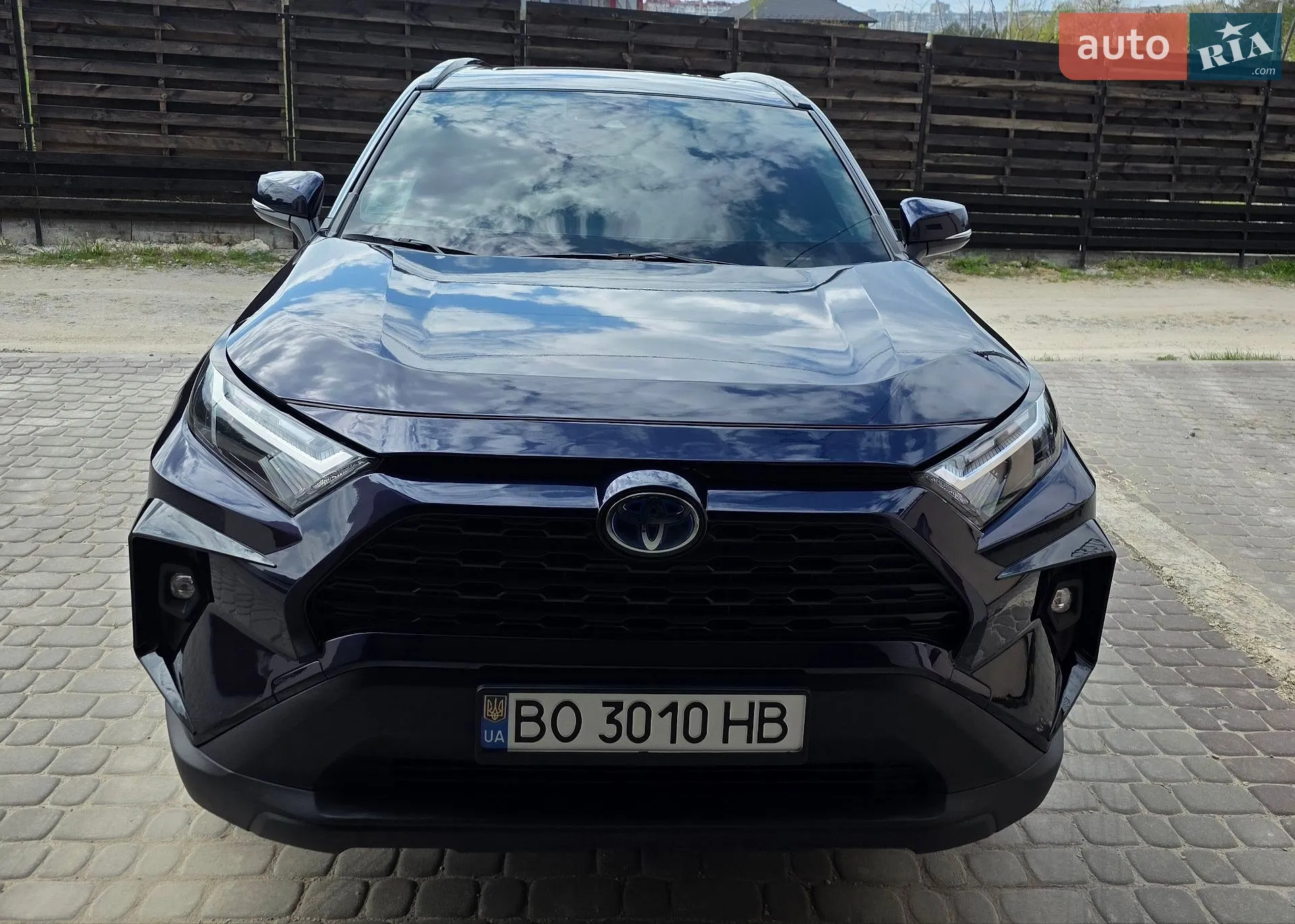 Toyota RAV4, 2023