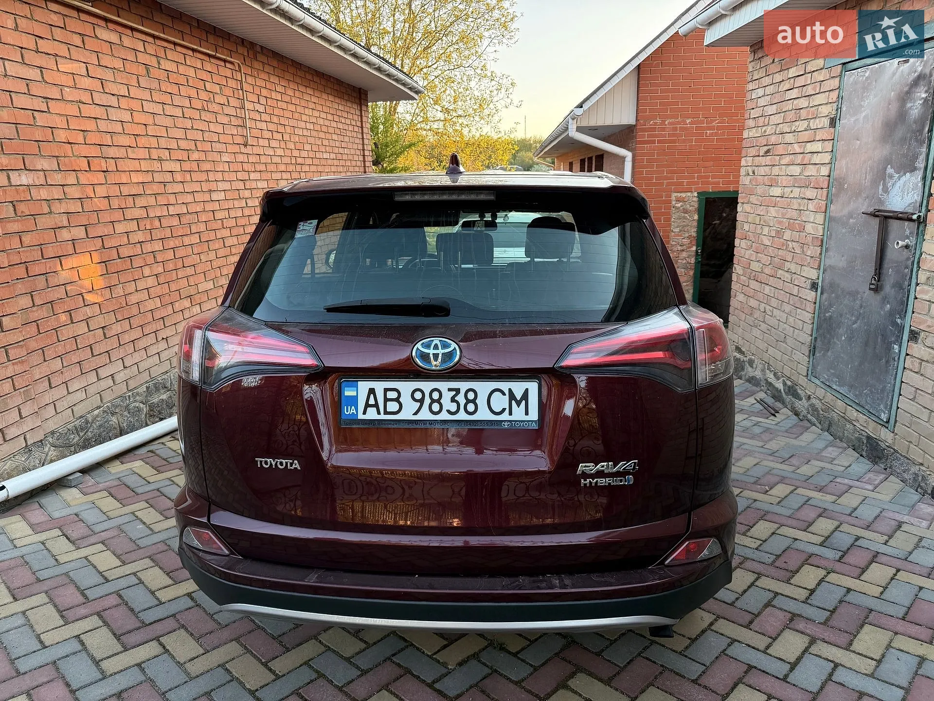 Toyota RAV4, 2017