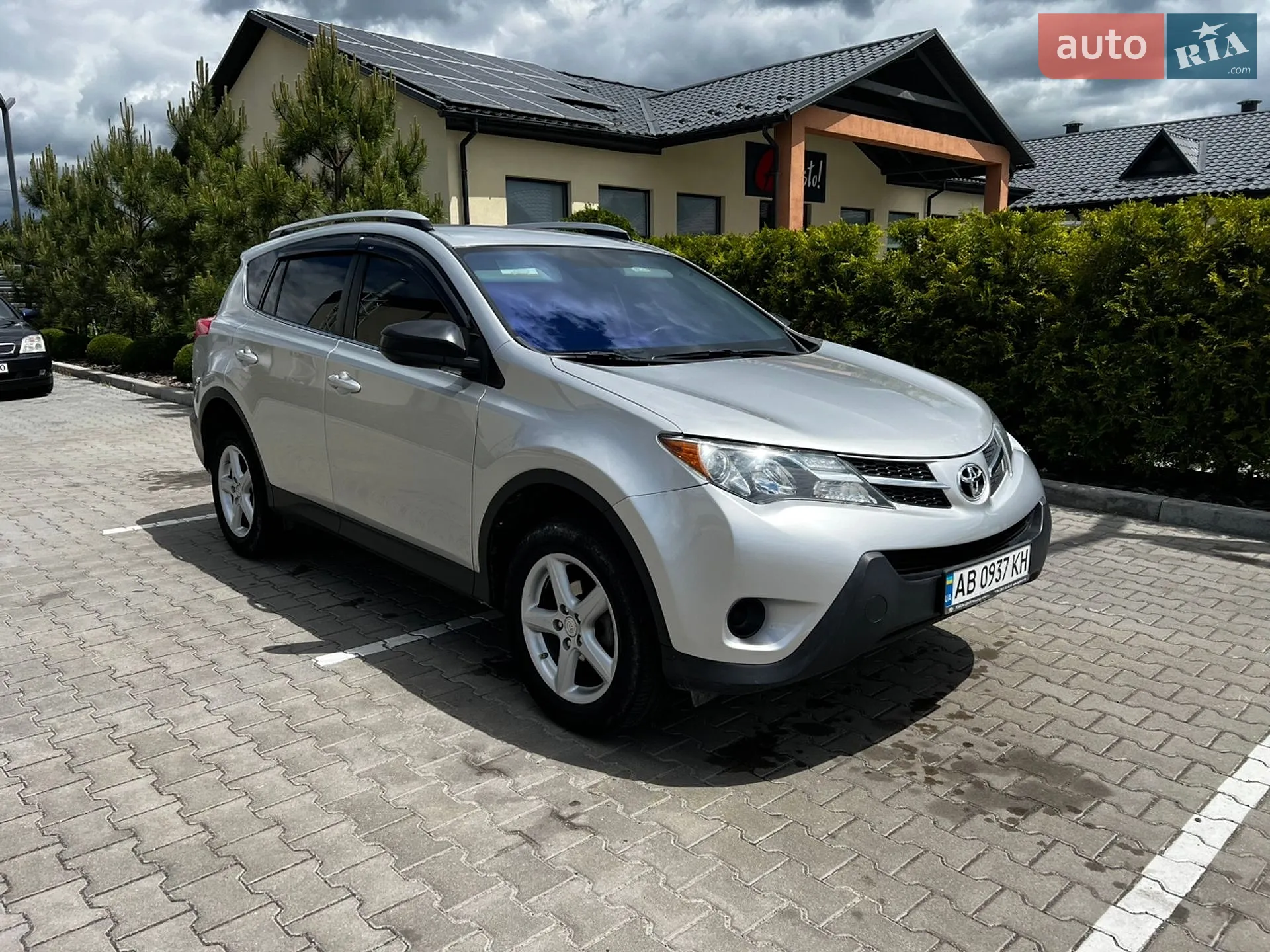 Toyota RAV4, 2015