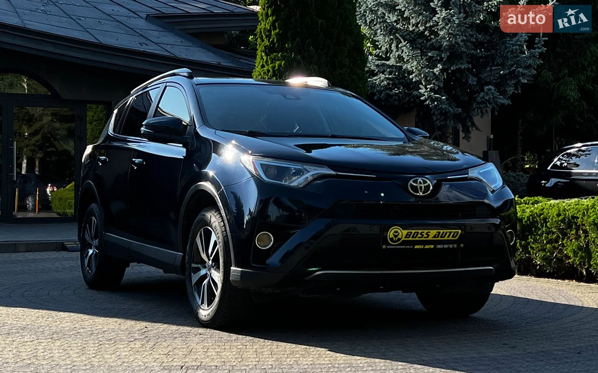 Toyota RAV4, 2016
