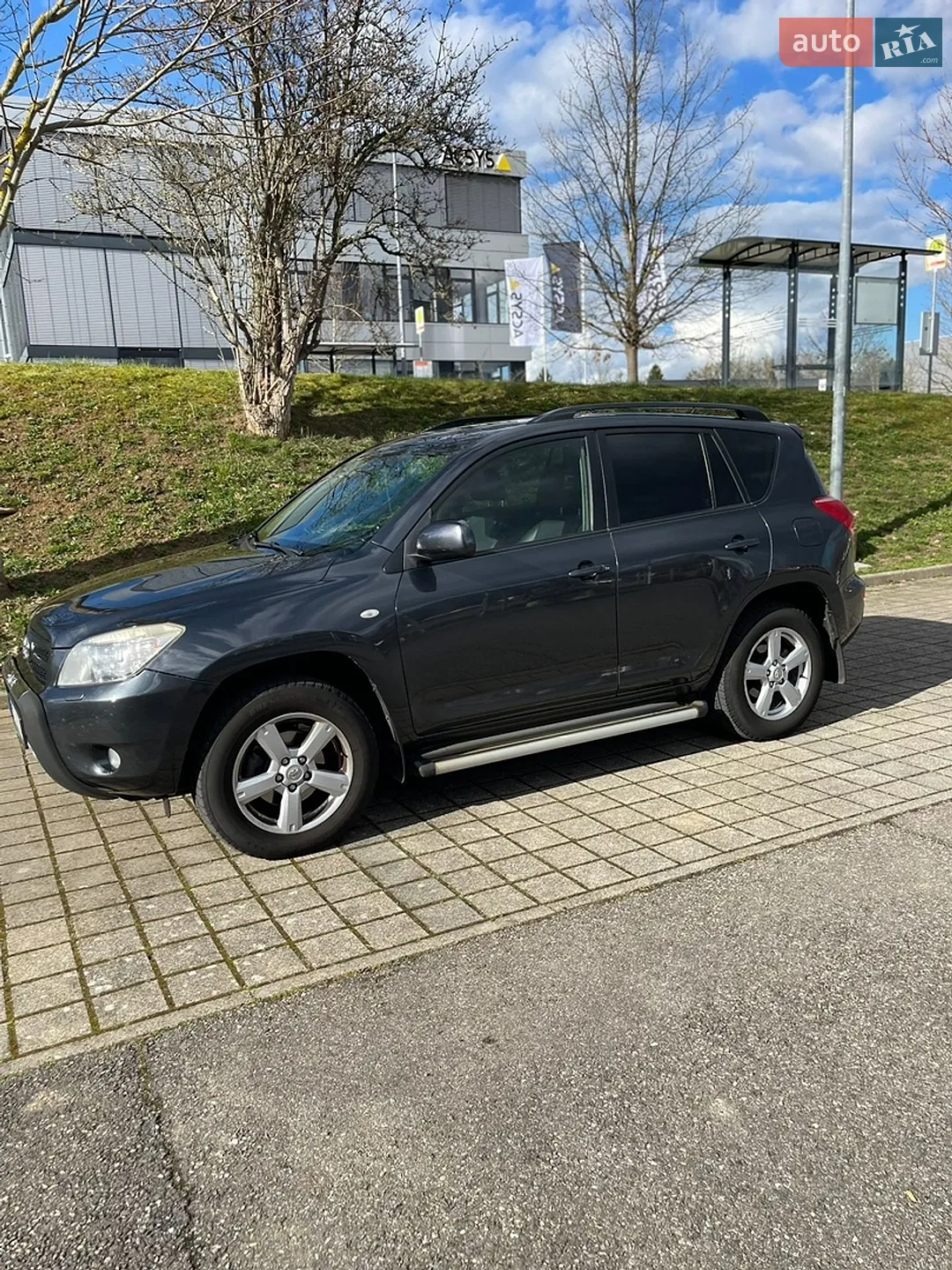 Toyota RAV4, 2005