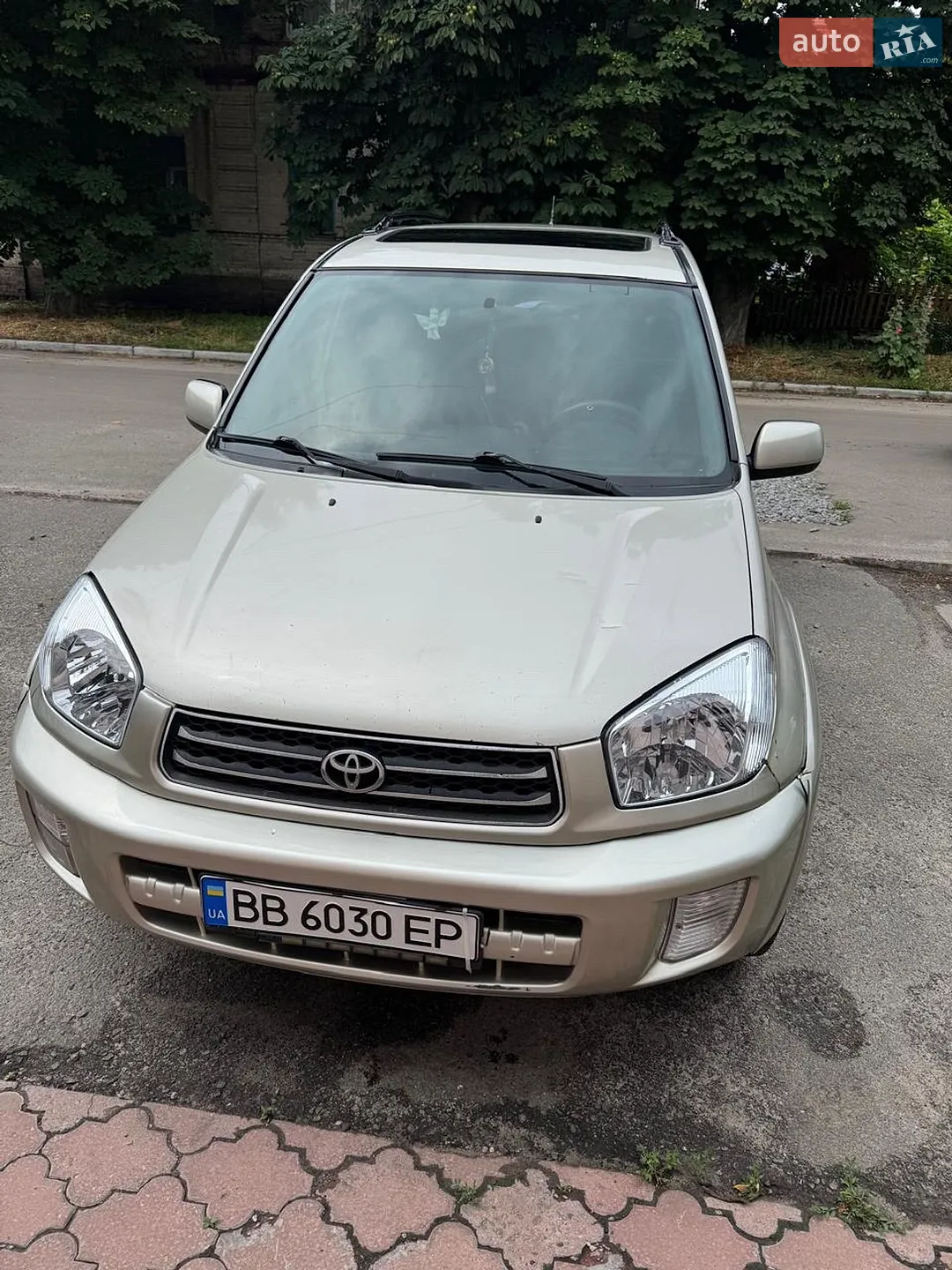 Toyota RAV4, 2001