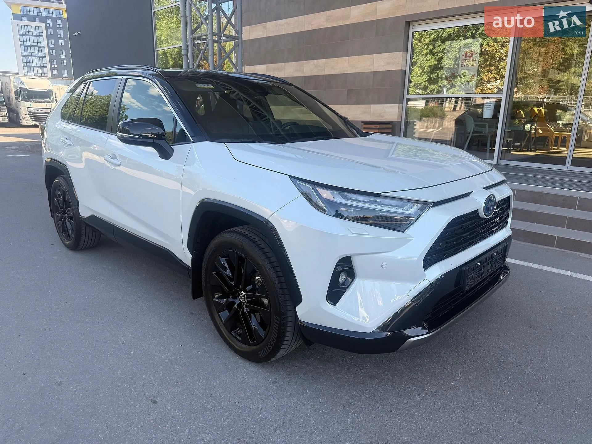 Toyota RAV4, 2024
