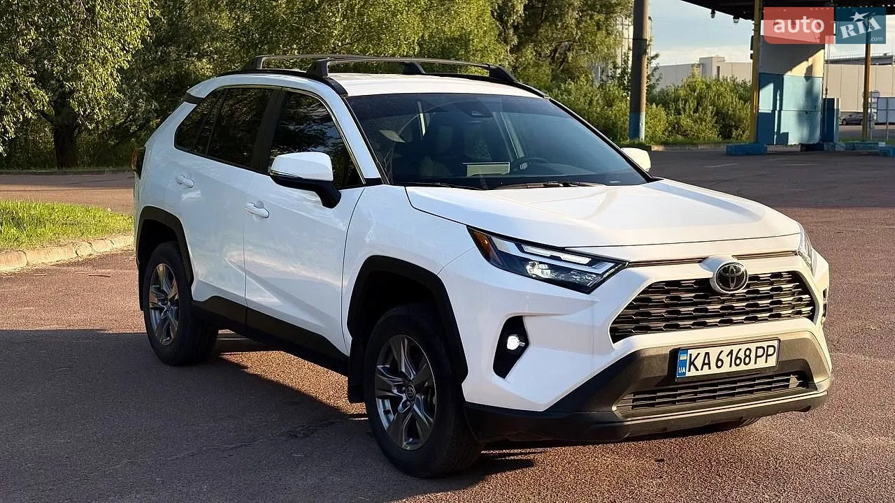 Toyota RAV4, 2024