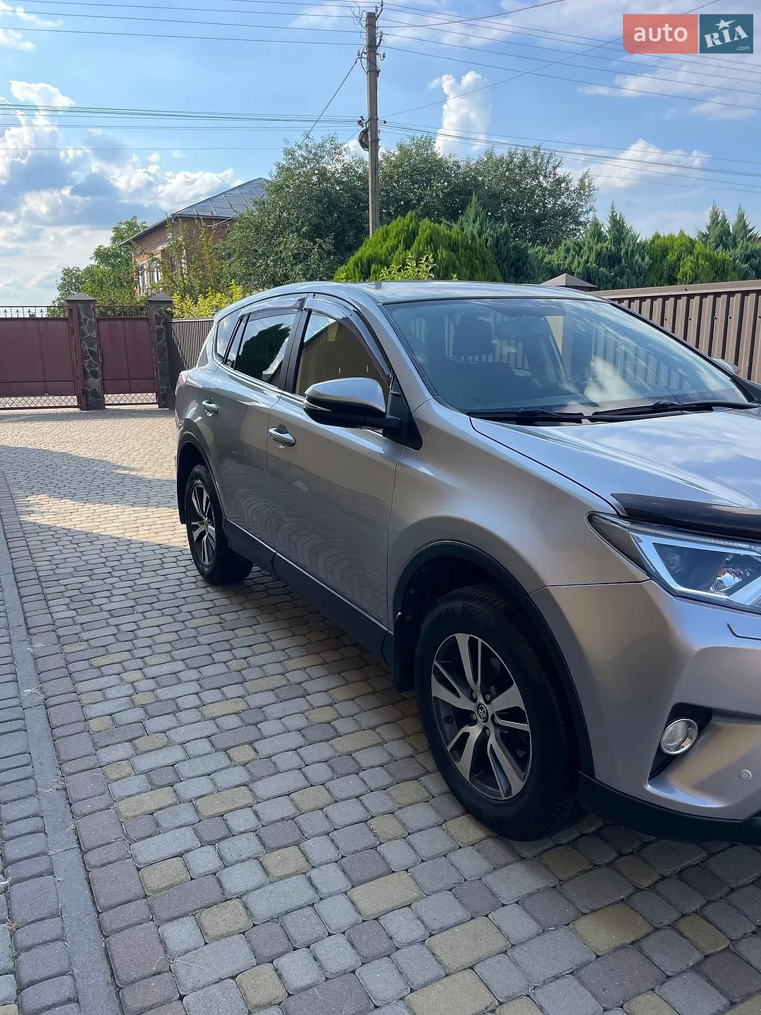 Toyota RAV4, 2017