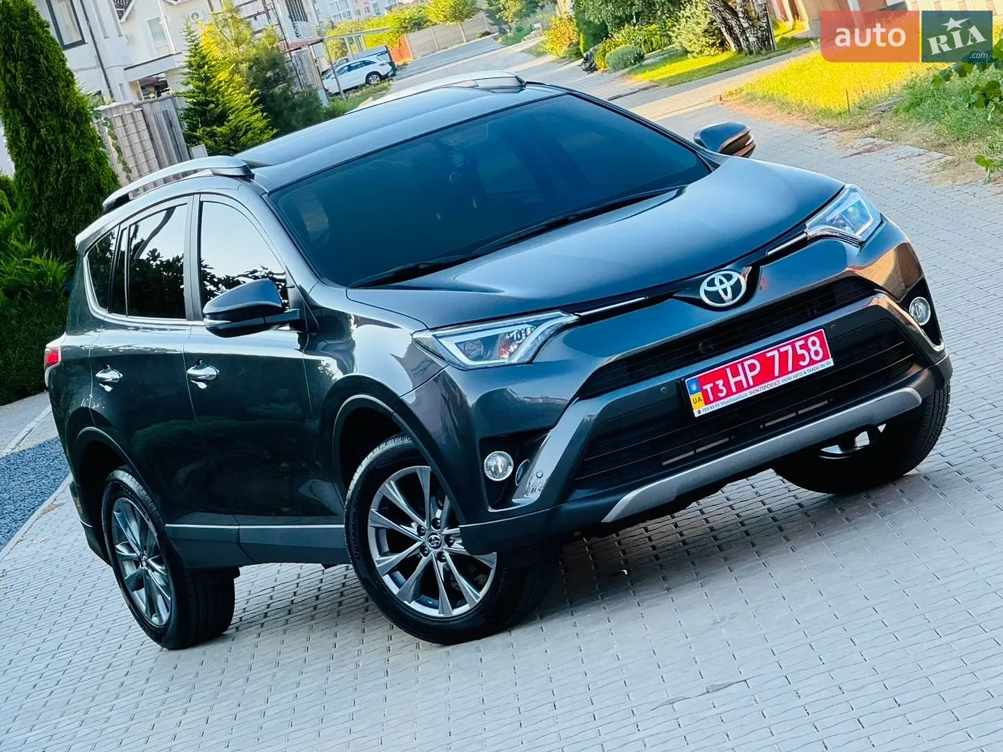 Toyota RAV4, 2017
