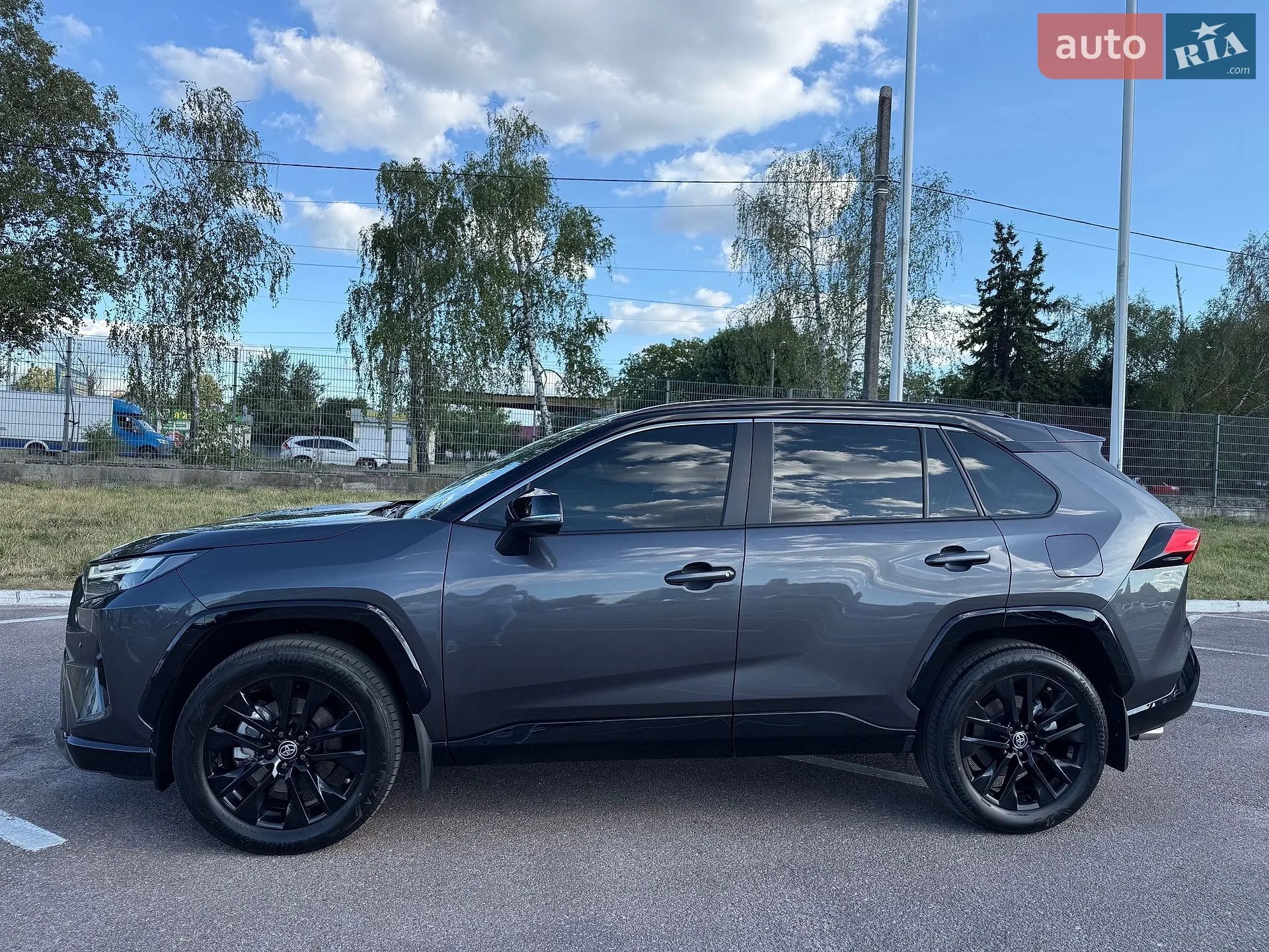 Toyota RAV4, 2024