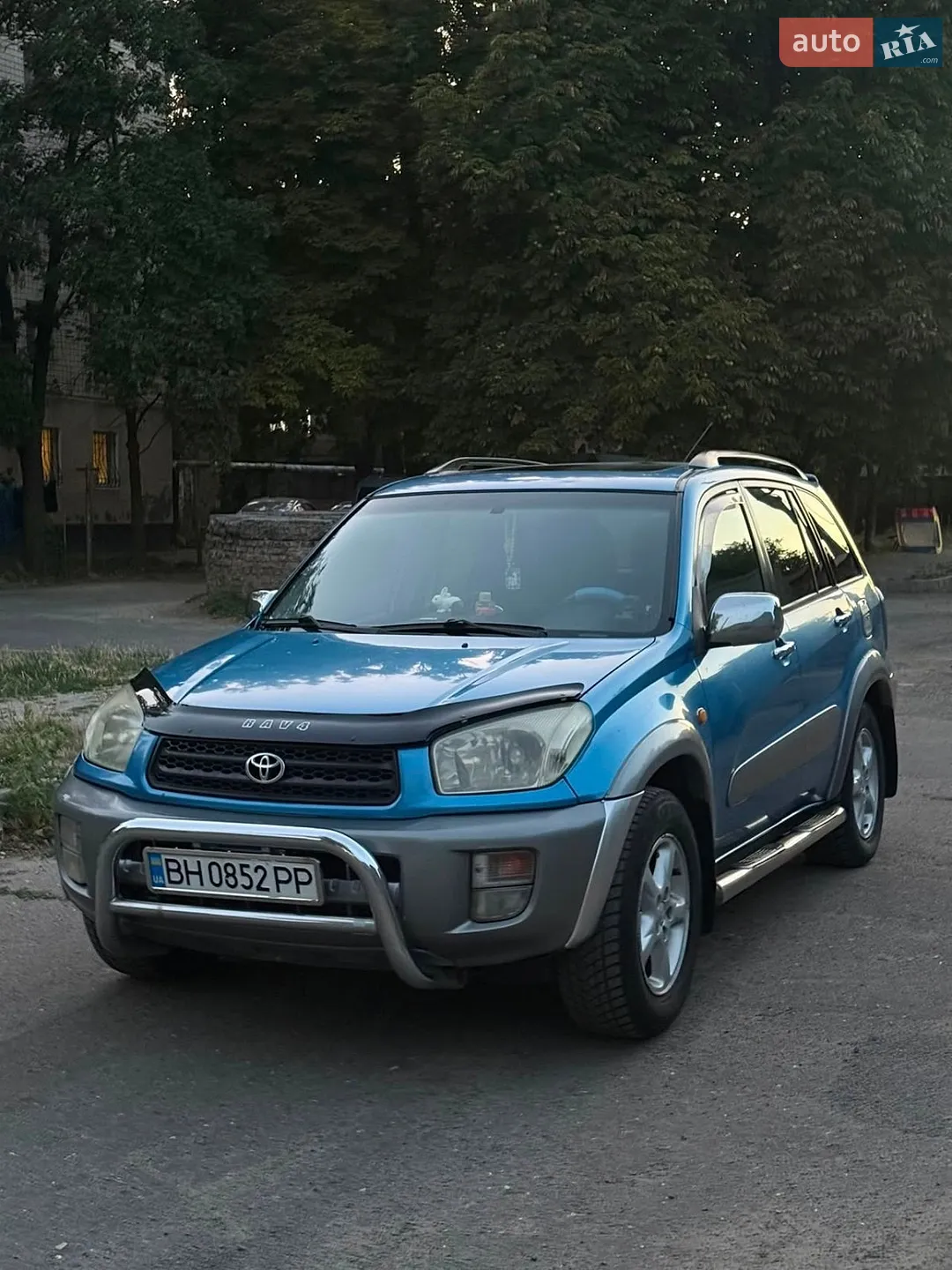 Toyota RAV4, 2002