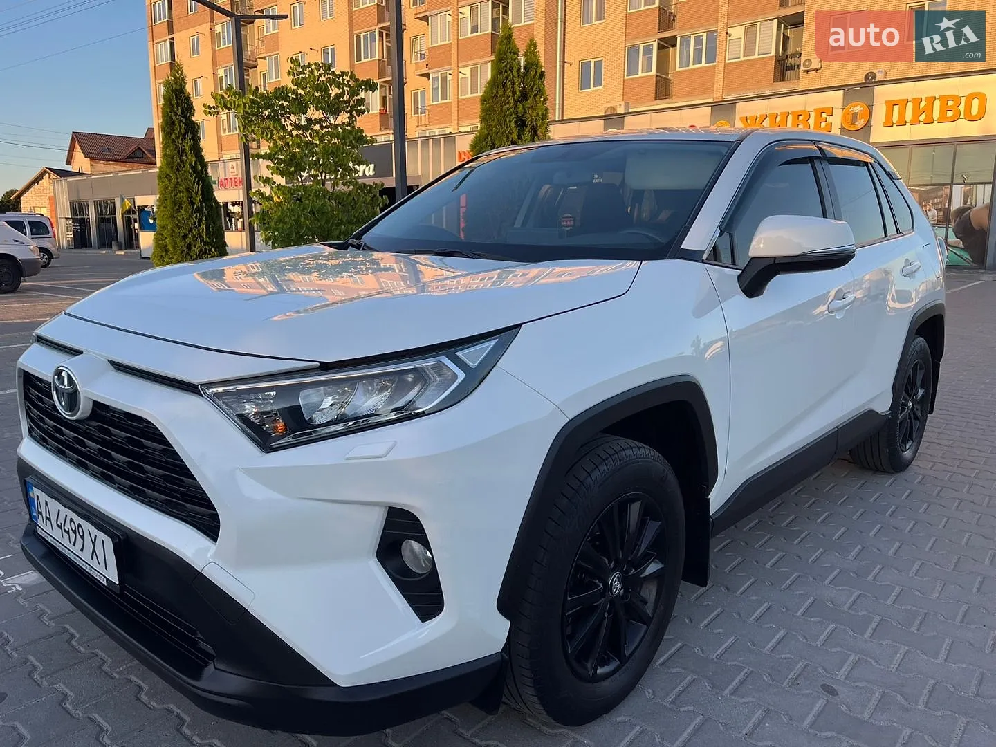 Toyota RAV4, 2018