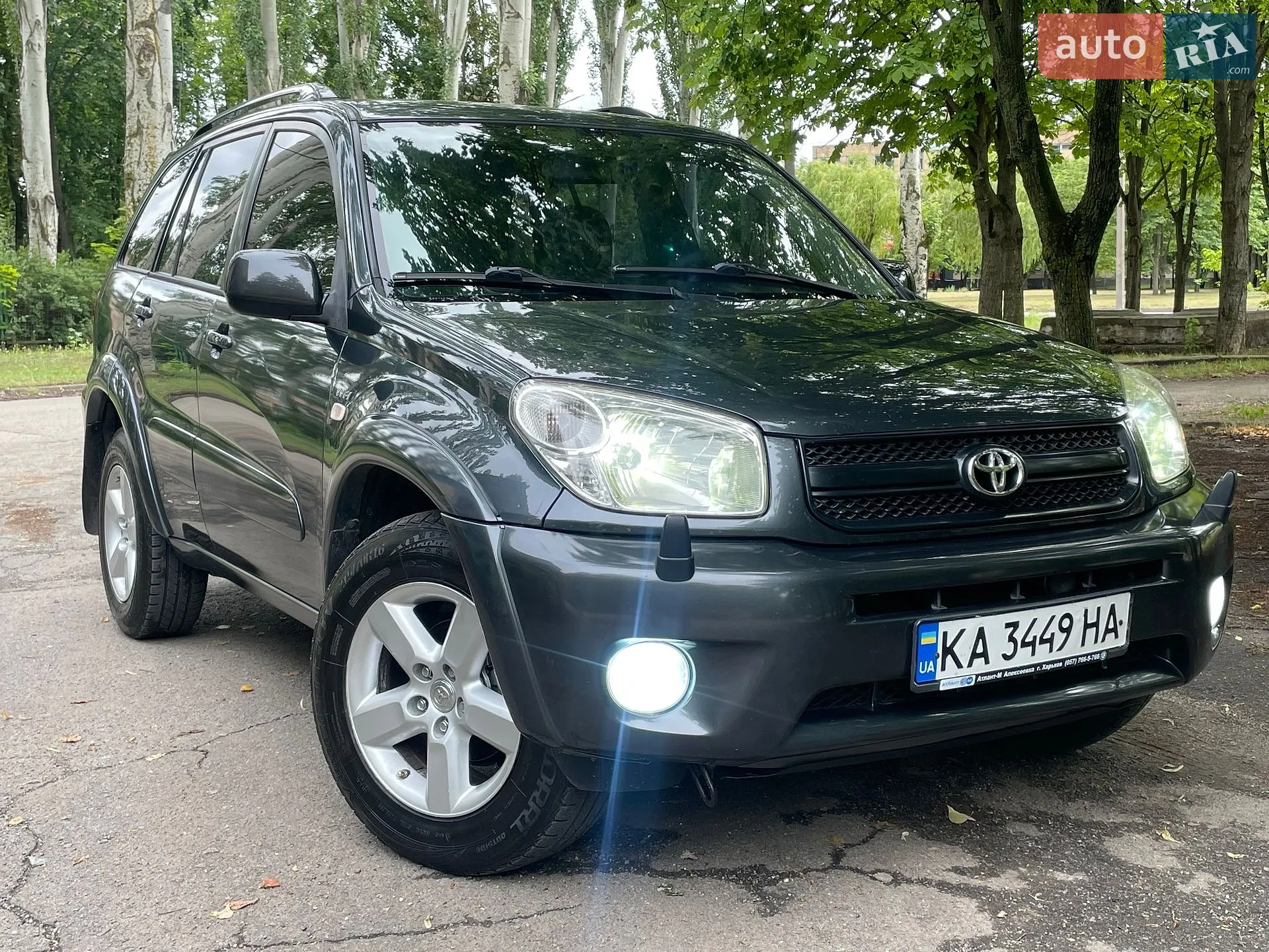 Toyota RAV4, 2005