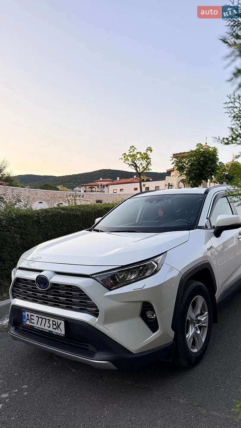 Toyota RAV4, 2019
