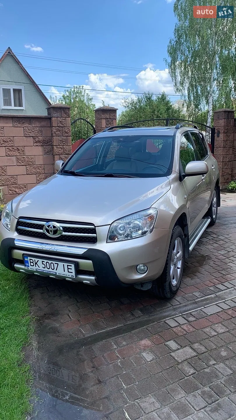 Toyota RAV4, 2007