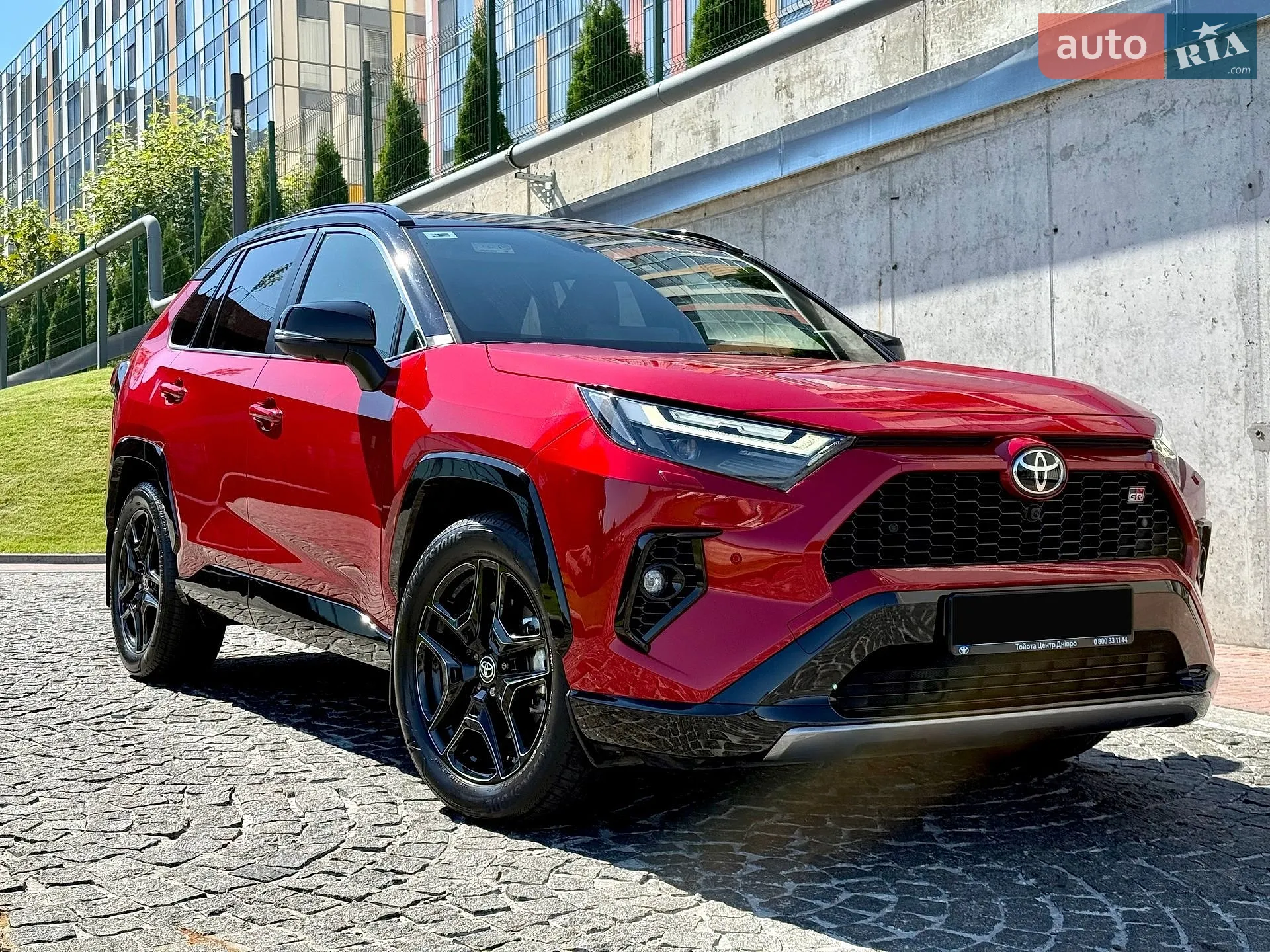 Toyota RAV4, 2023