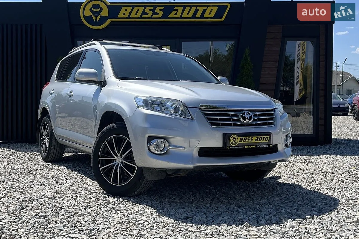 Toyota RAV4, 2012