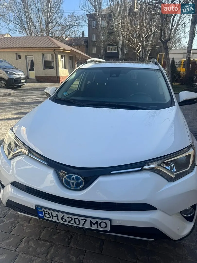 Toyota RAV4, 2018