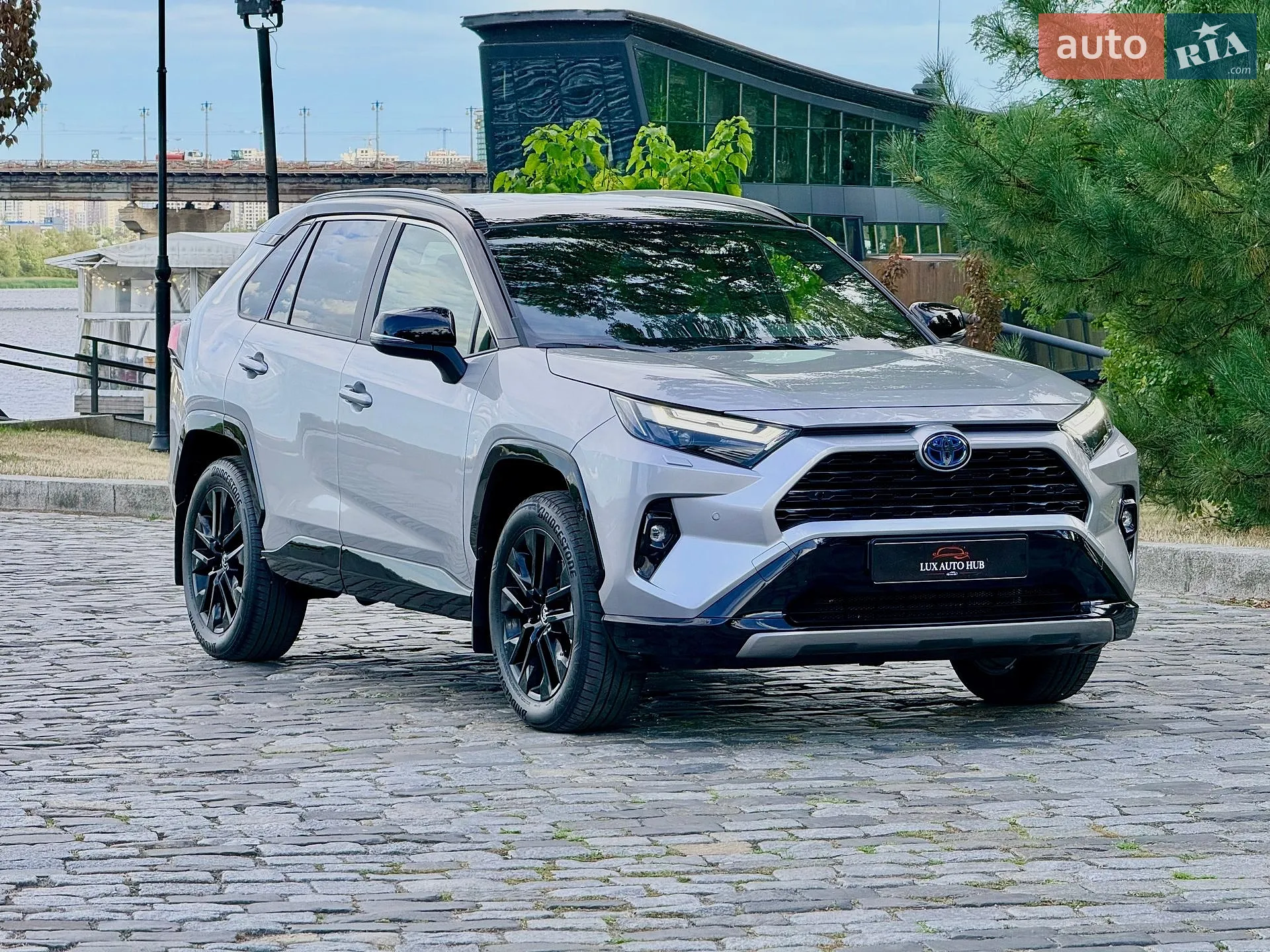 Toyota RAV4, 2025