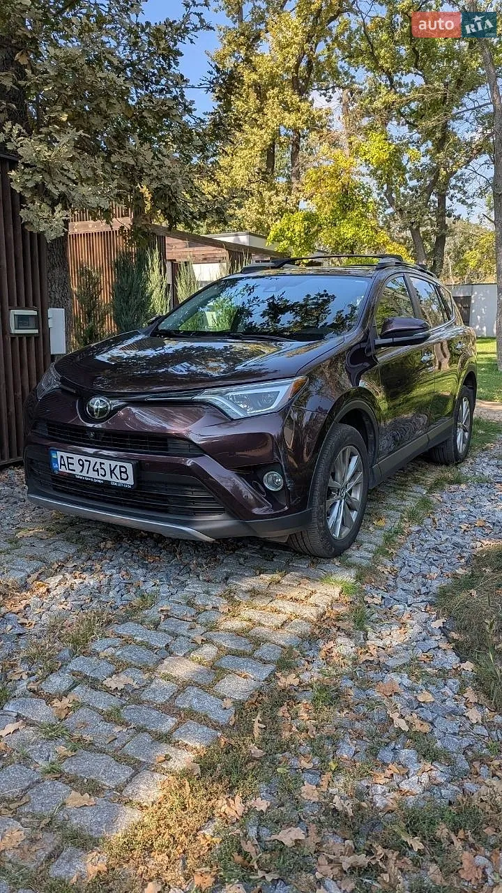 Toyota RAV4, 2016