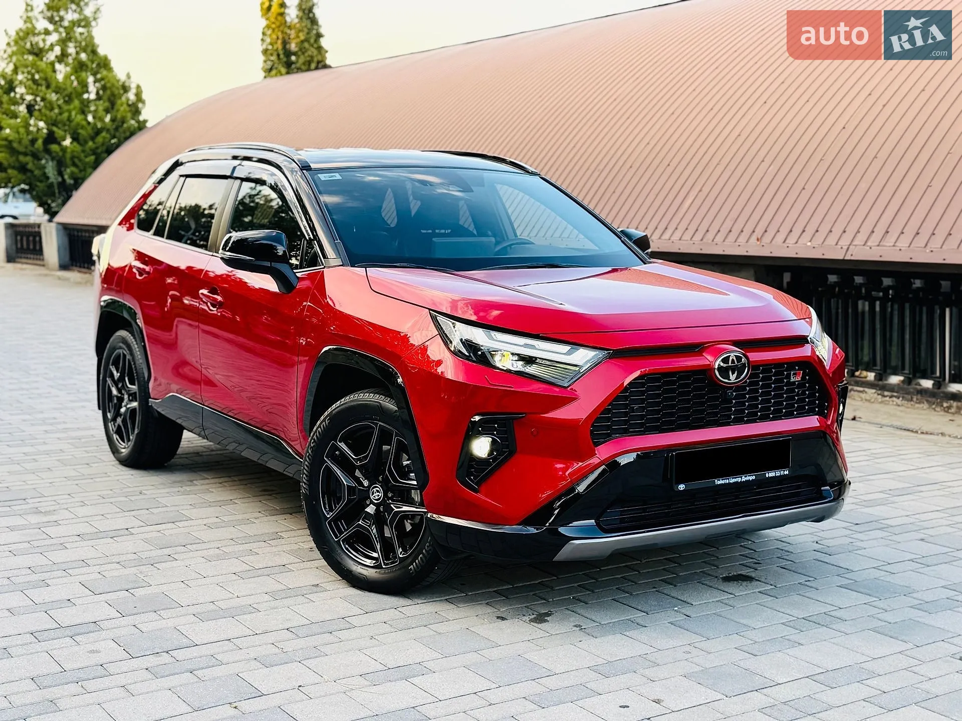 Toyota RAV4, 2023