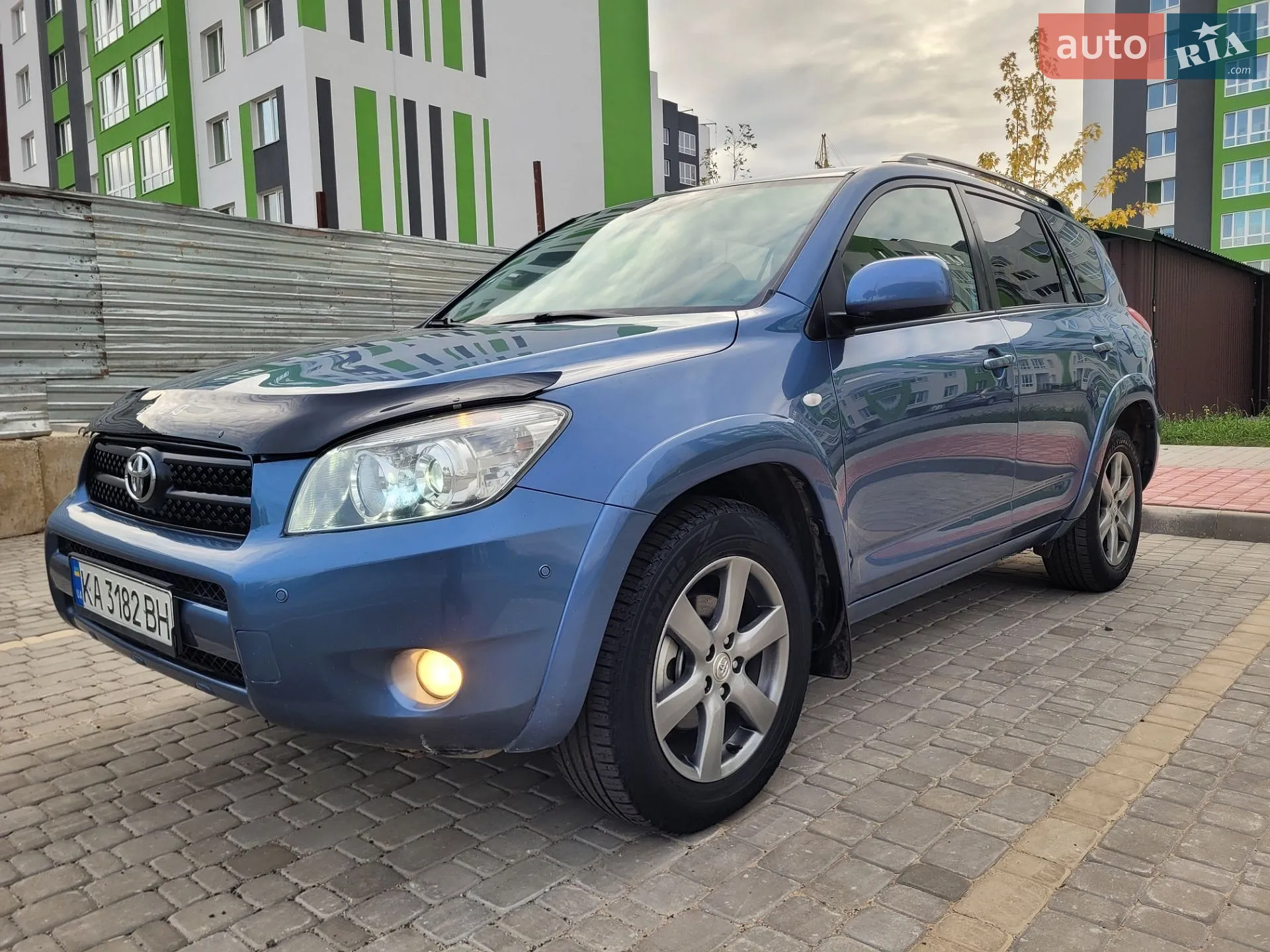 Toyota RAV4, 2006