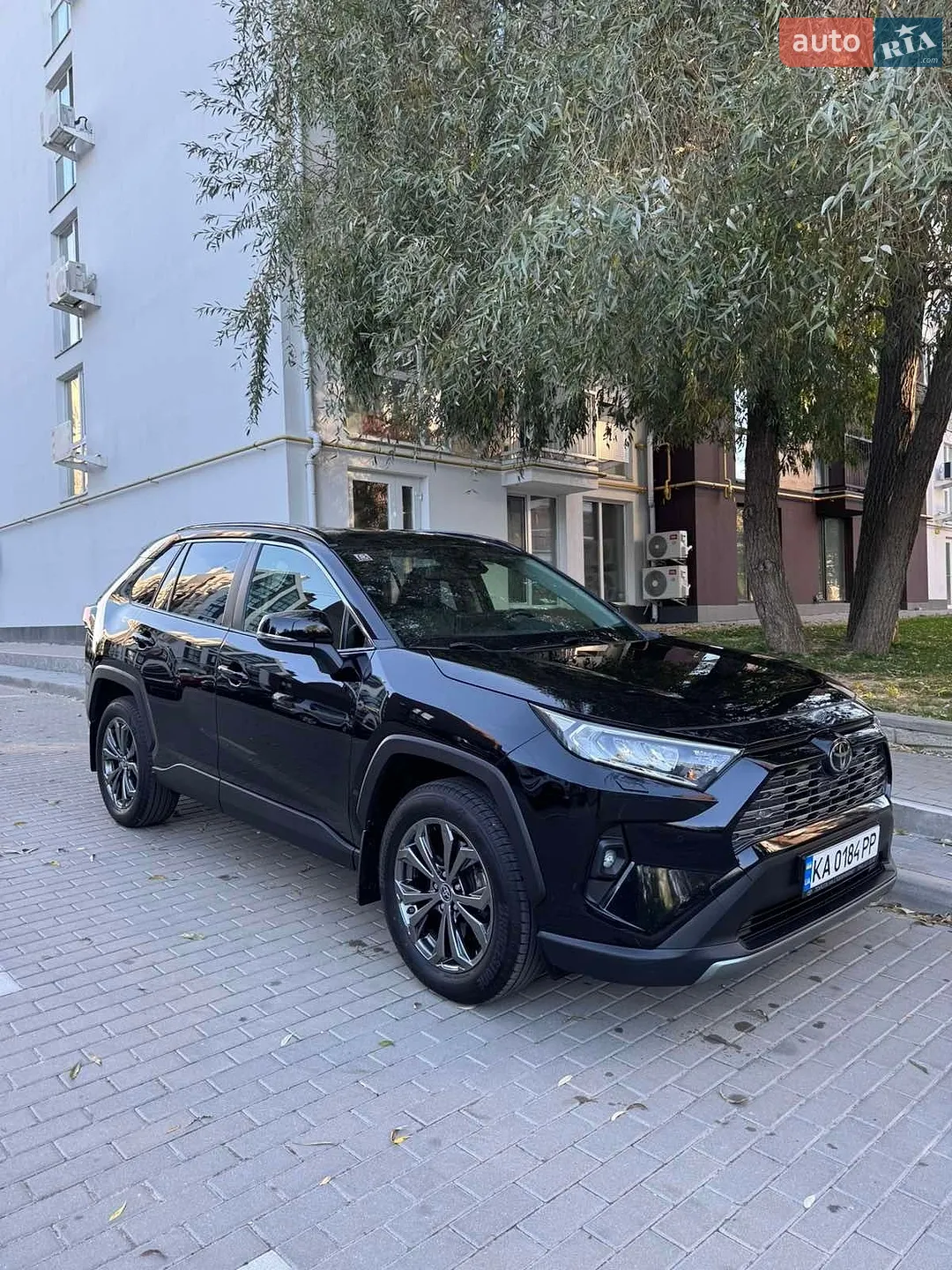 Toyota RAV4, 2023