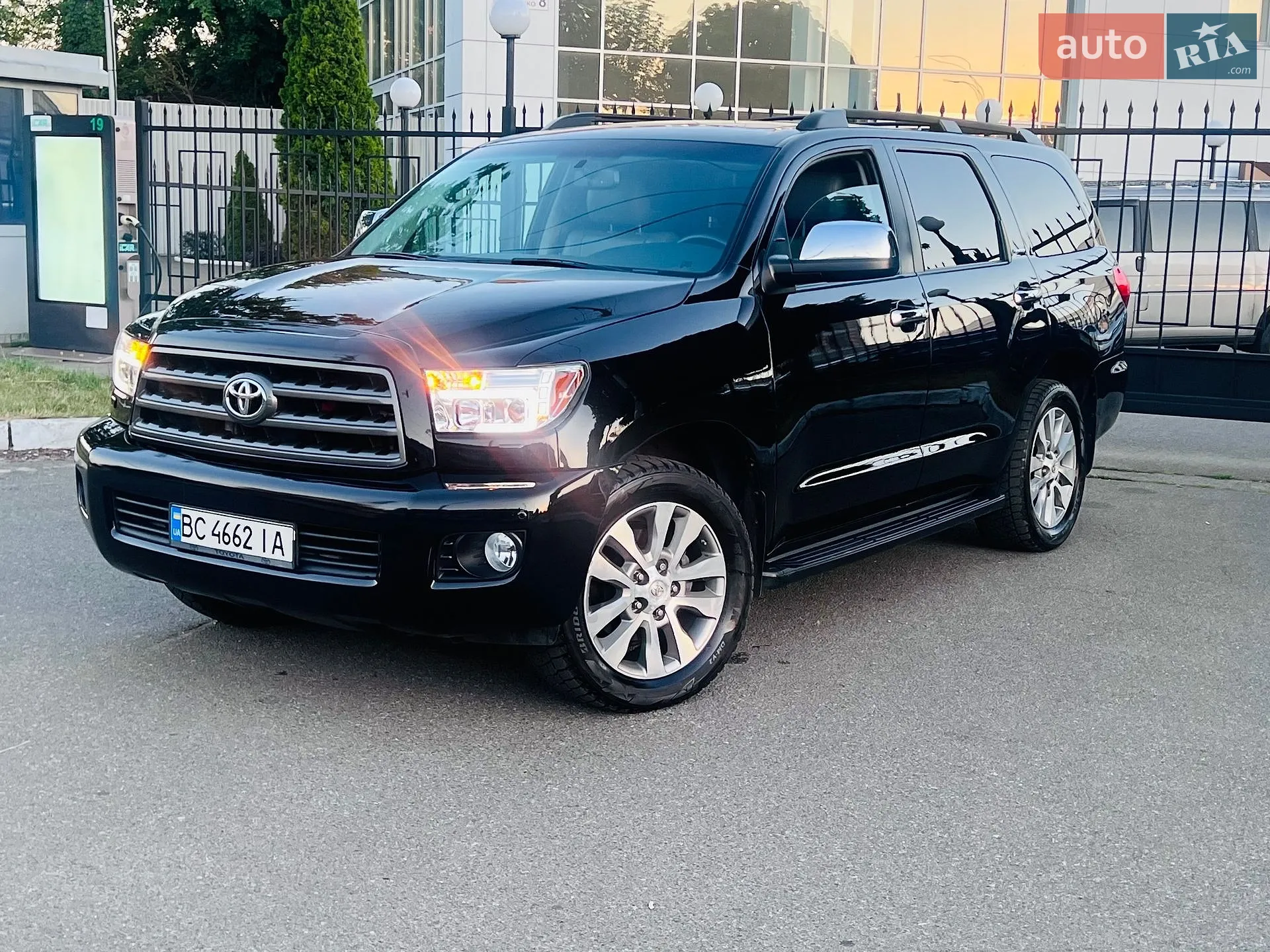 Toyota Sequoia, 2015